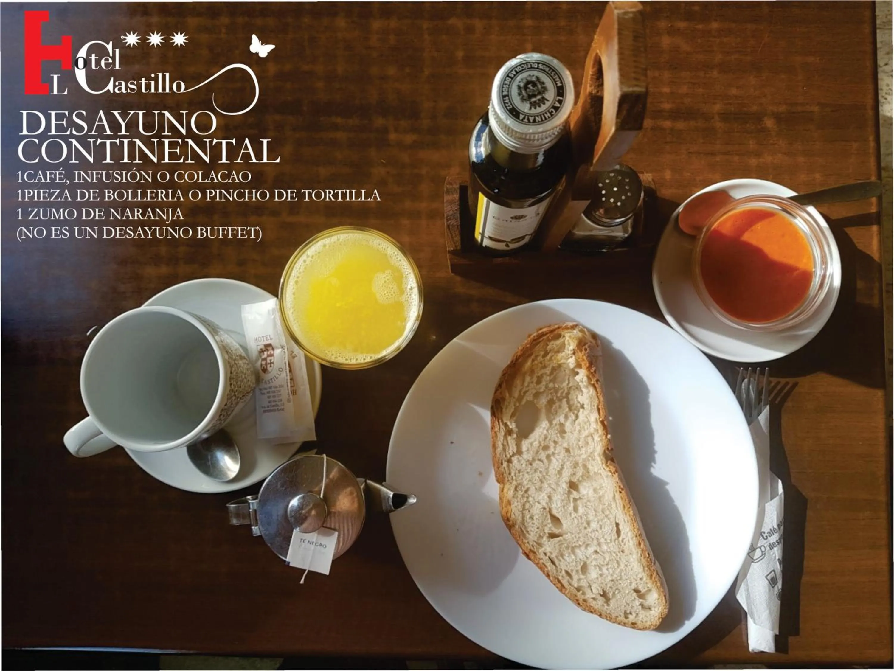 Lounge or bar in Hotel El Castillo