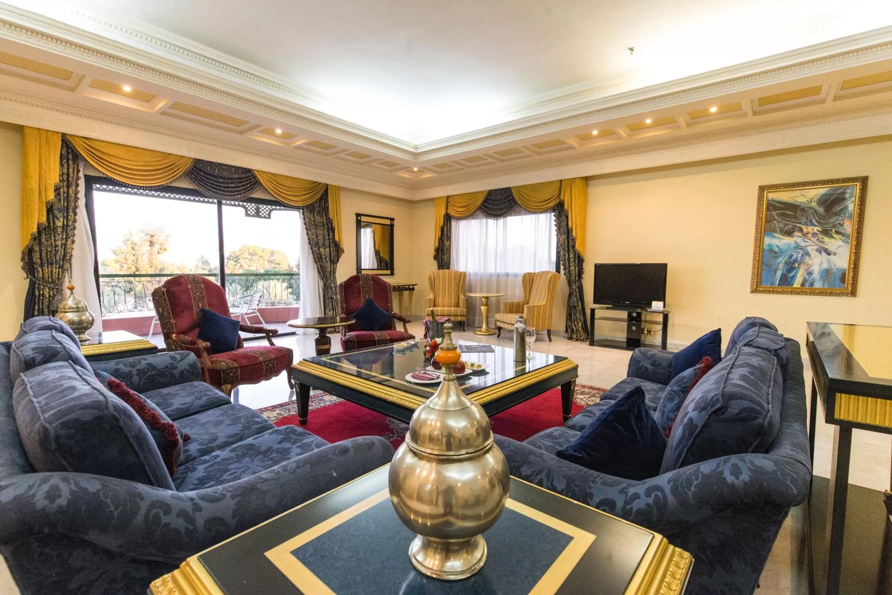 Living room in Royal Mirage Deluxe