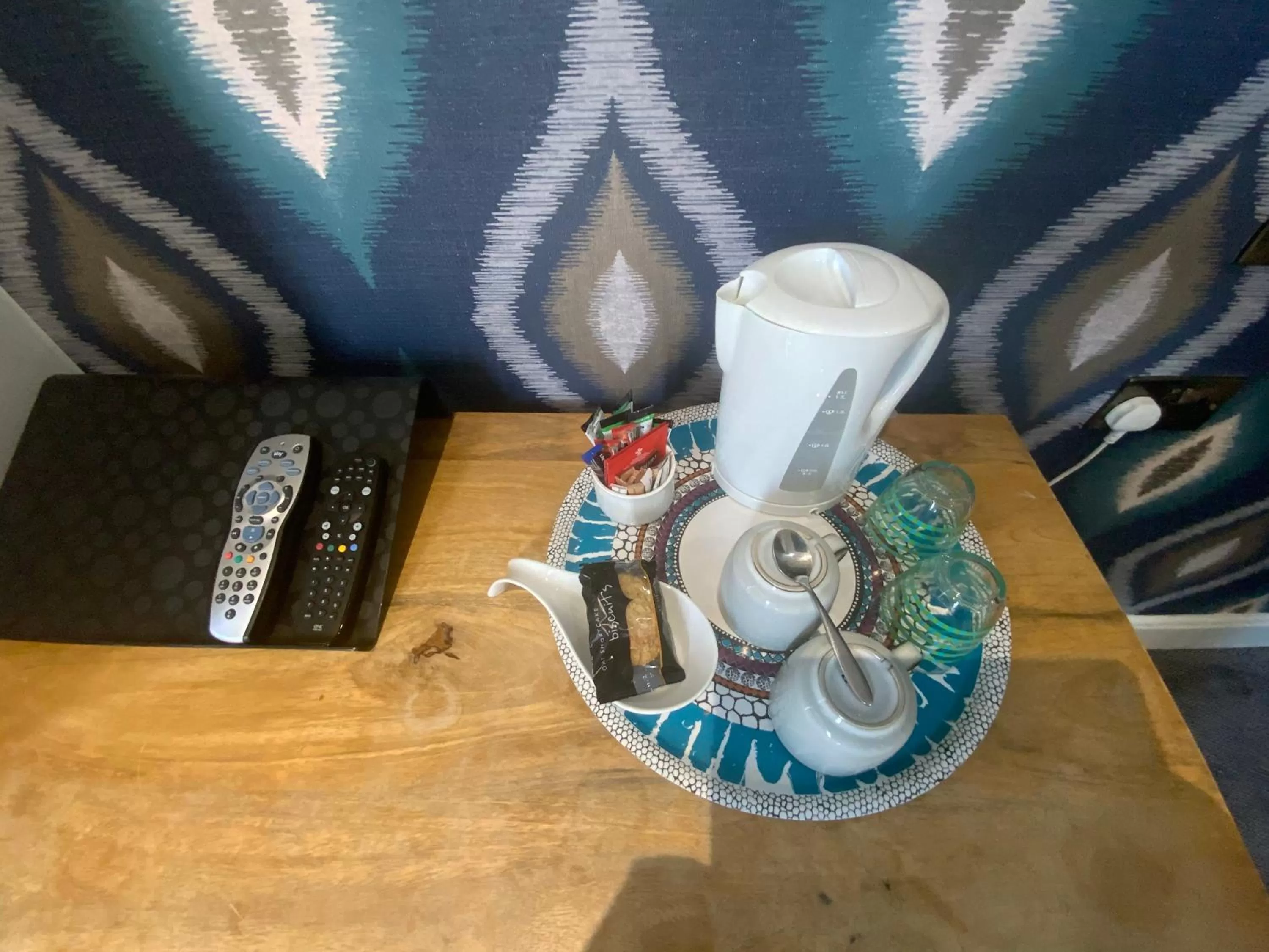 Coffee/tea facilities in Wheldale Hotel