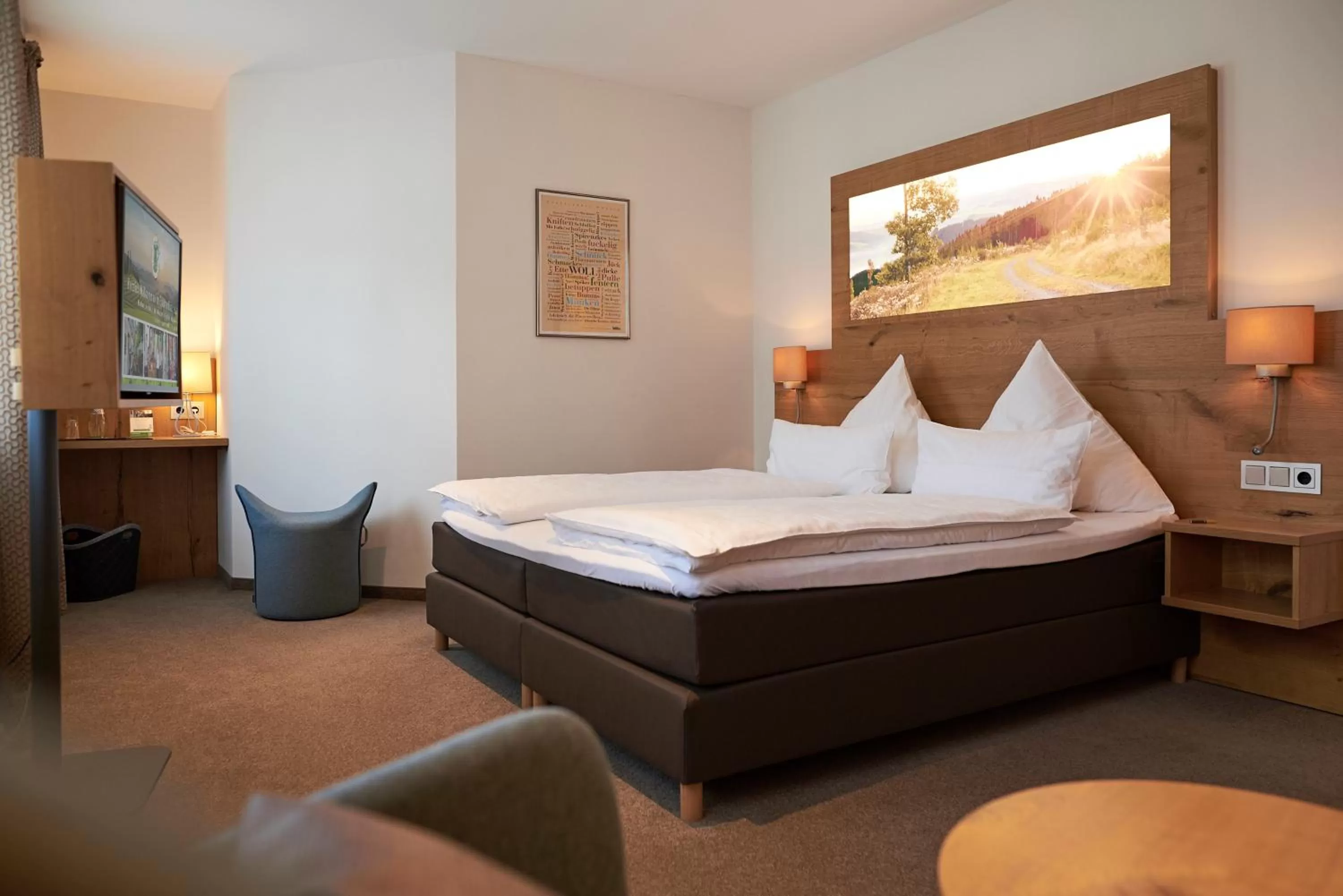 Photo of the whole room, Bed in Esloher Brauhaus