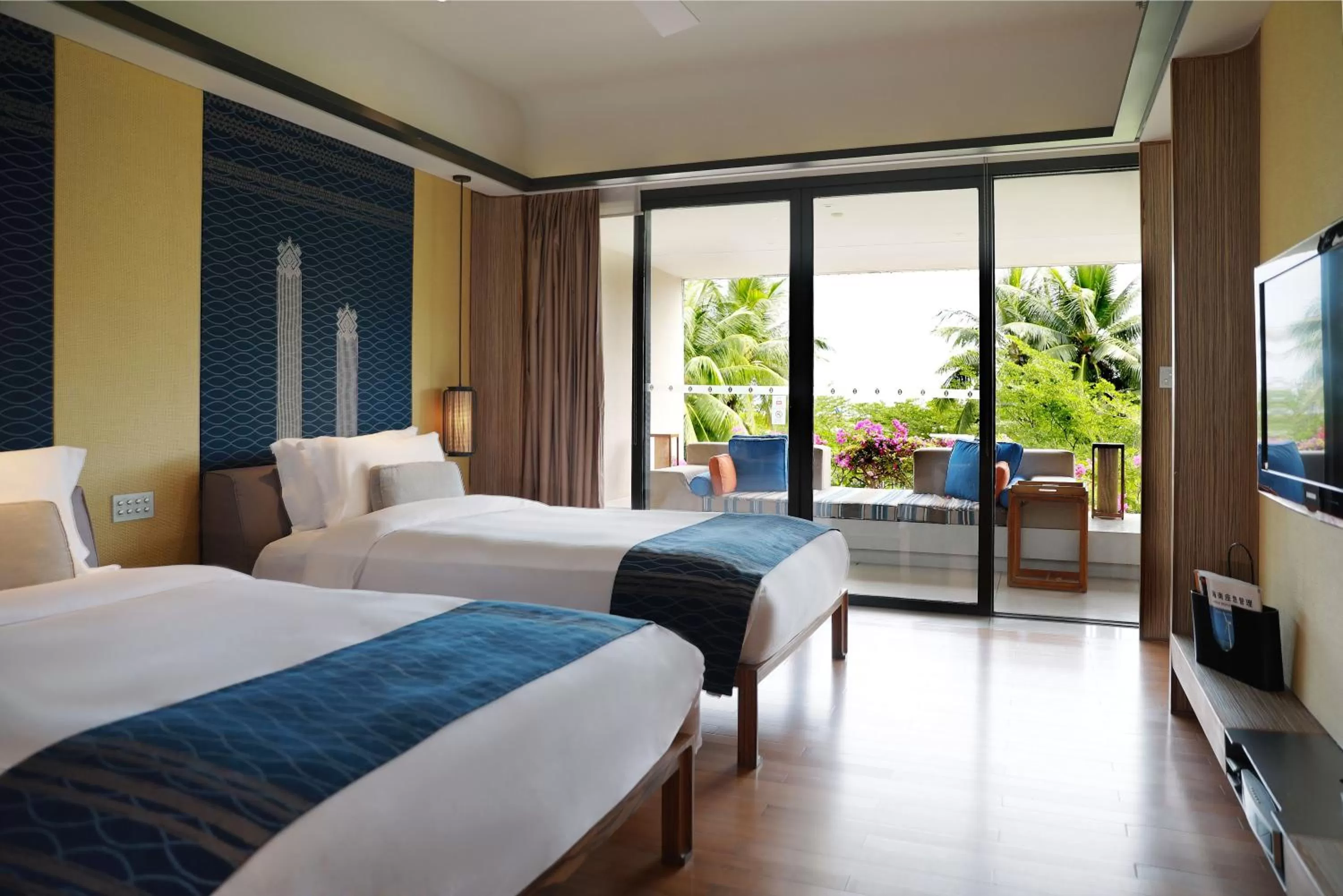 Photo of the whole room, Bed in InterContinental Sanya Resort by IHG