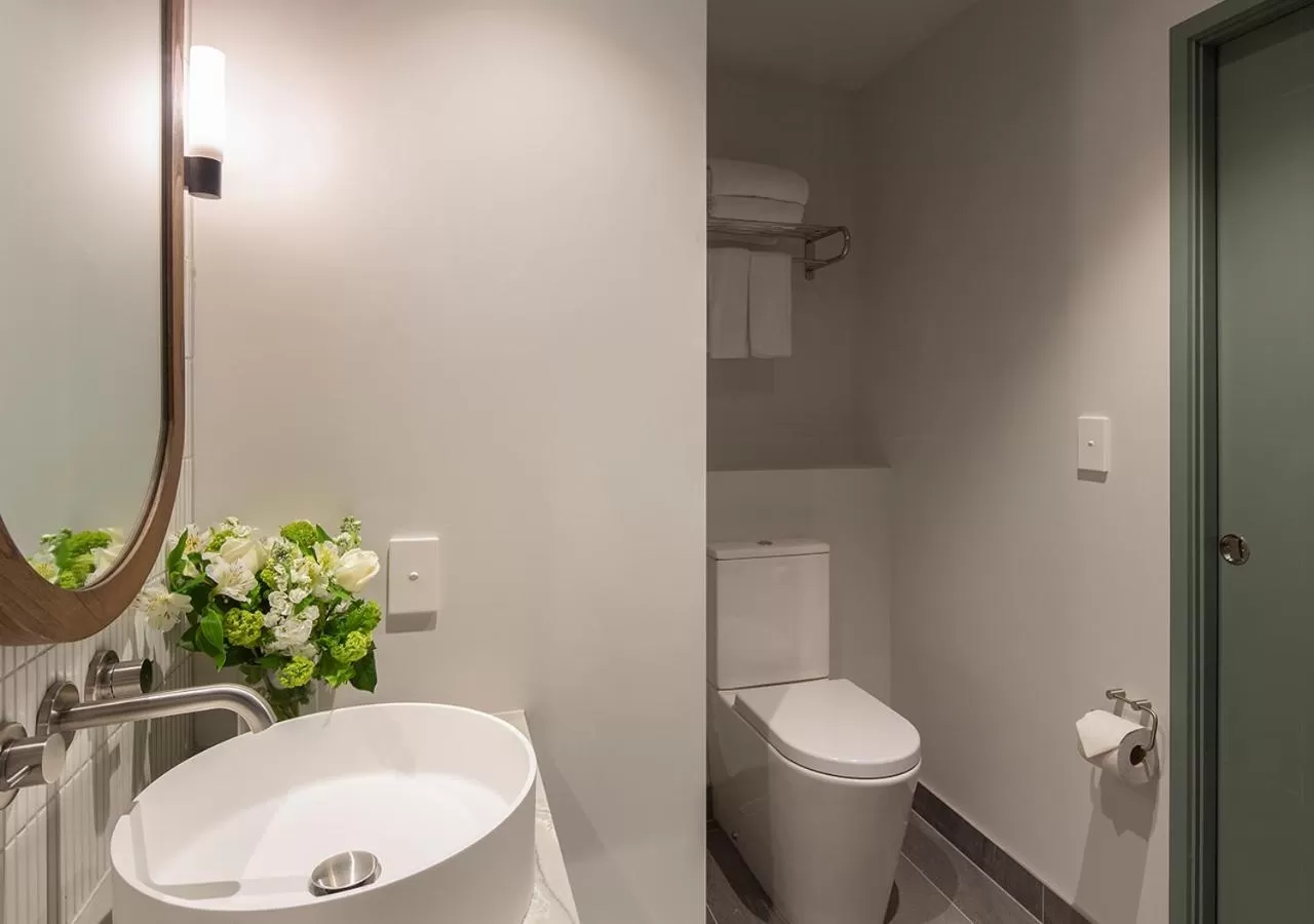 Bathroom in Sudima Queenstown Five Mile