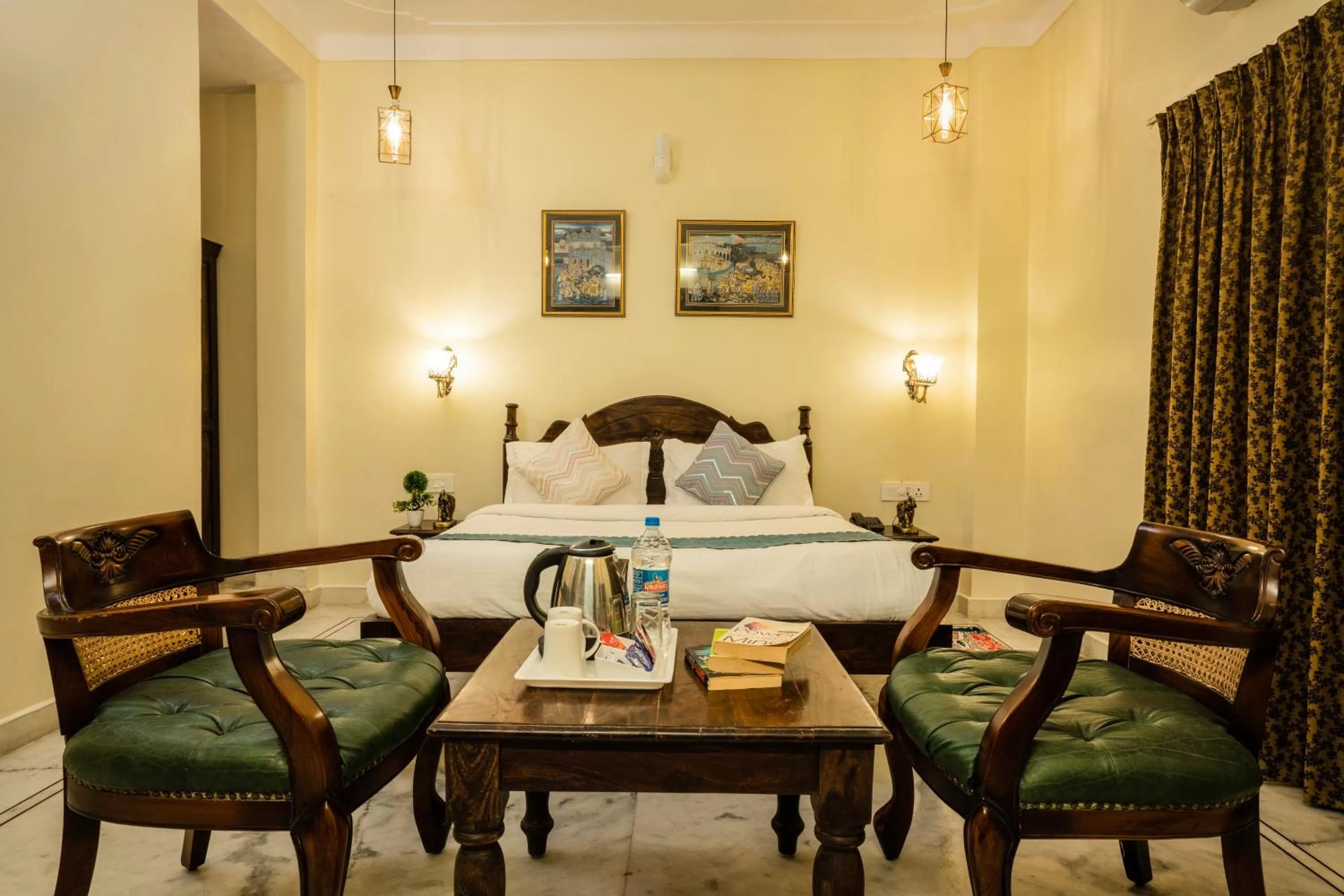 Bed in Tripli Hotels Shiv Villas