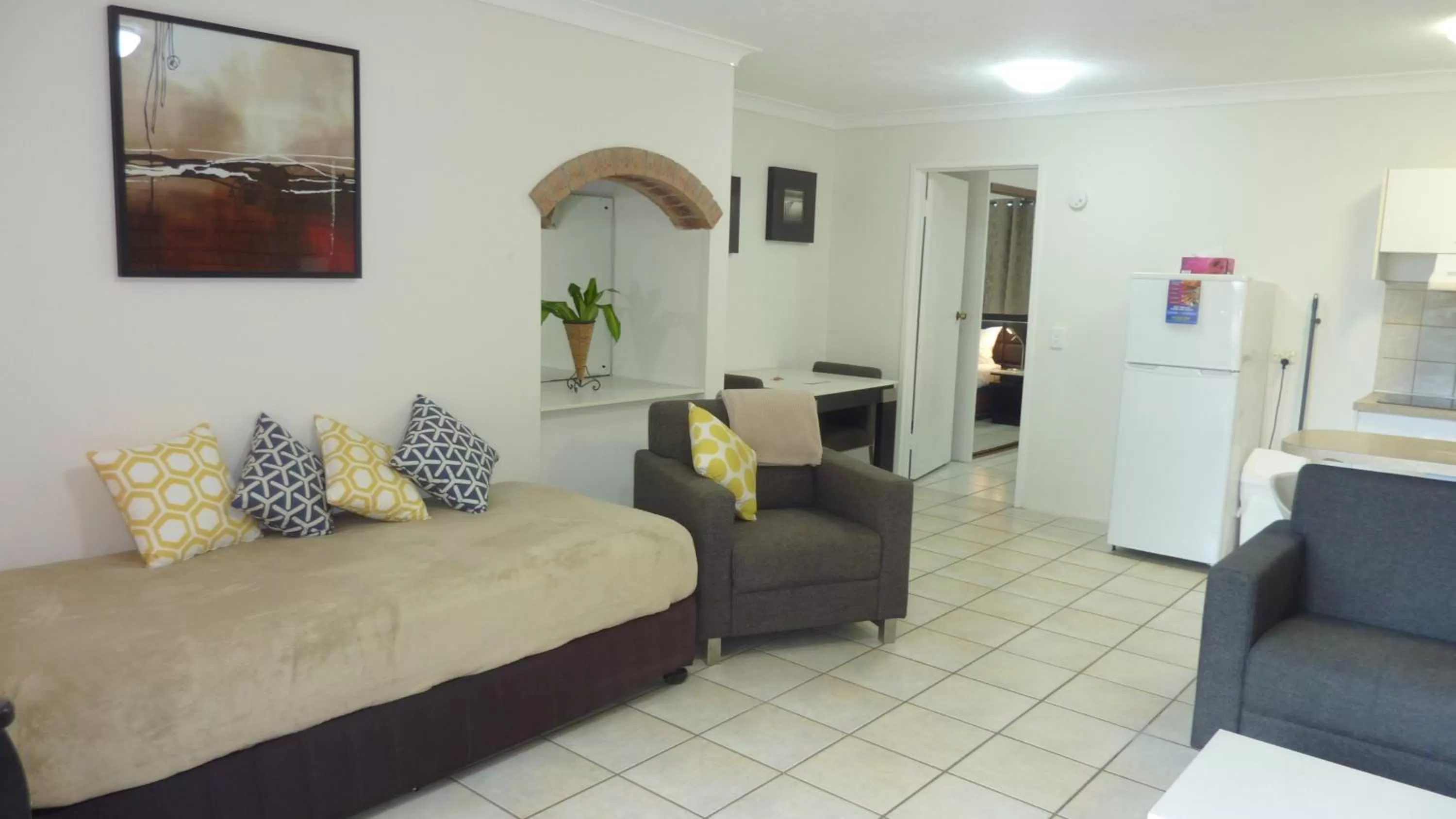 Kitchen or kitchenette in Jadran Motel & El Jays Holiday Lodge