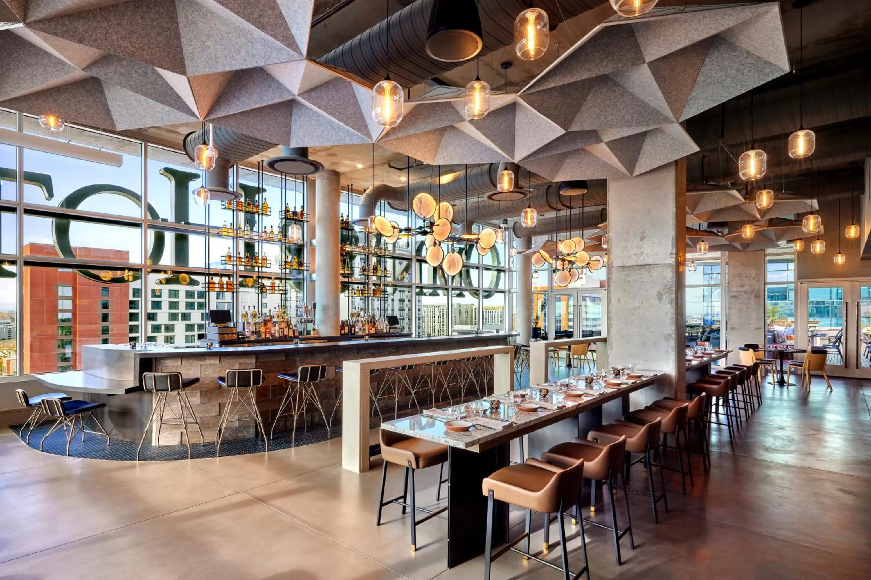 Restaurant/places to eat in Omni Tempe Hotel at ASU