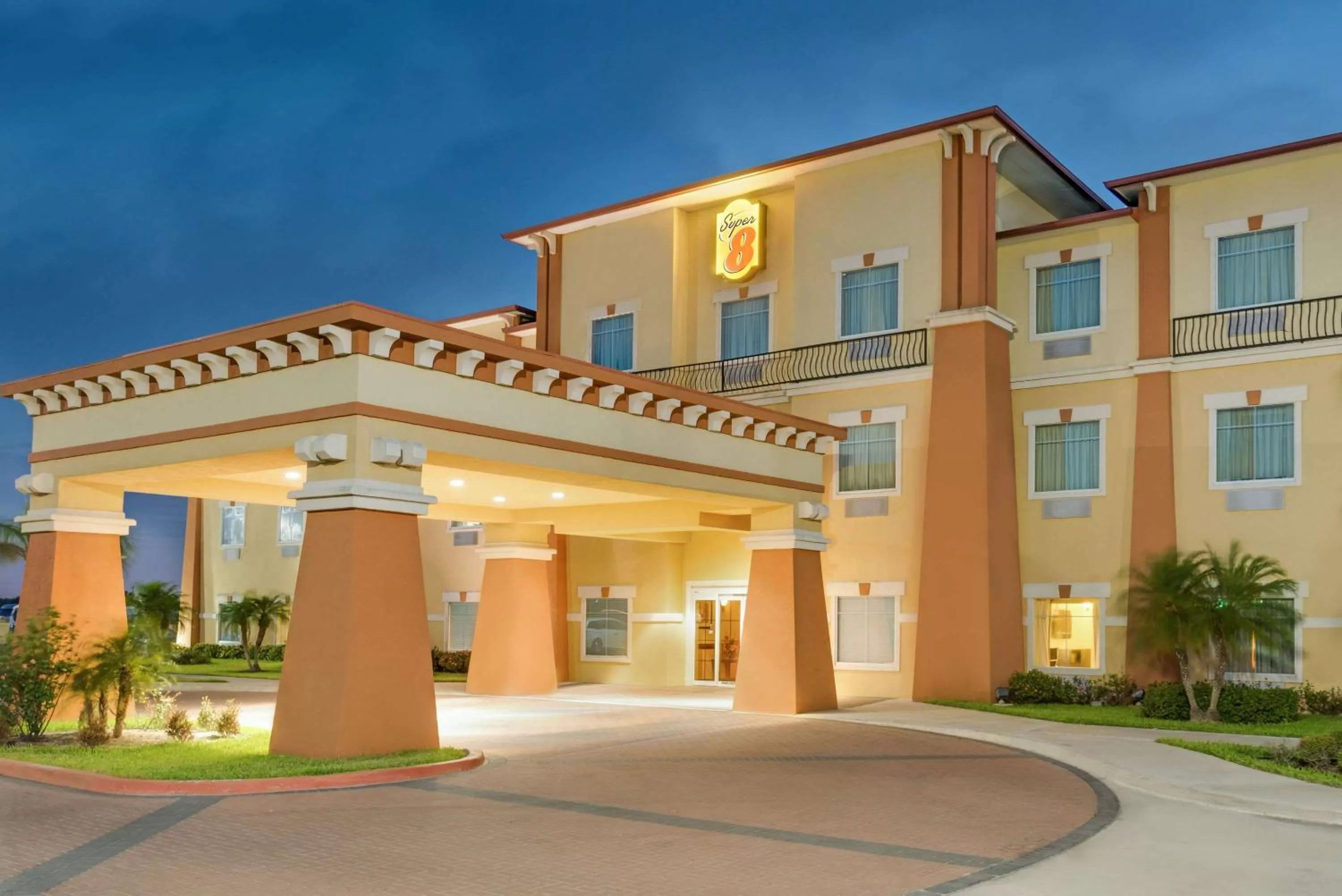 Property building in Super 8 by Wyndham Hidalgo at La Plaza Mall & Mcallen Airport