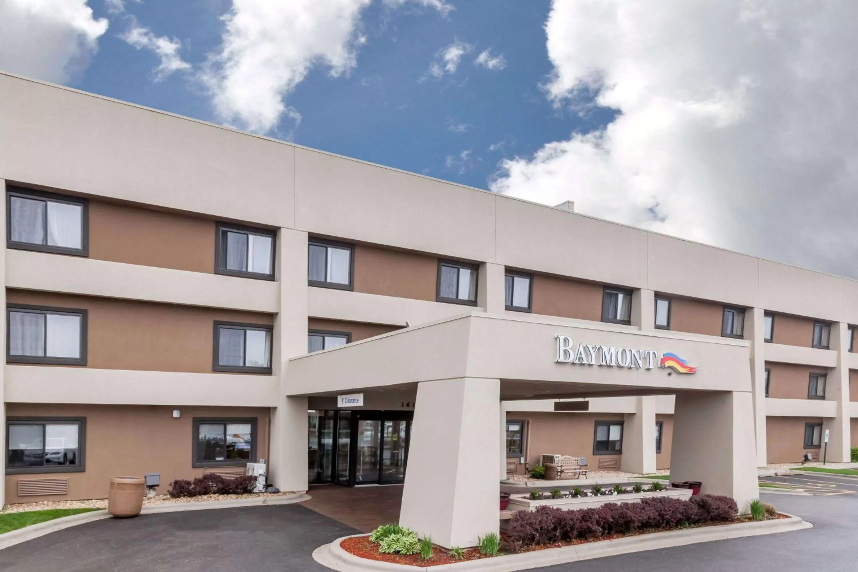 Property building in Baymont by Wyndham Glenview