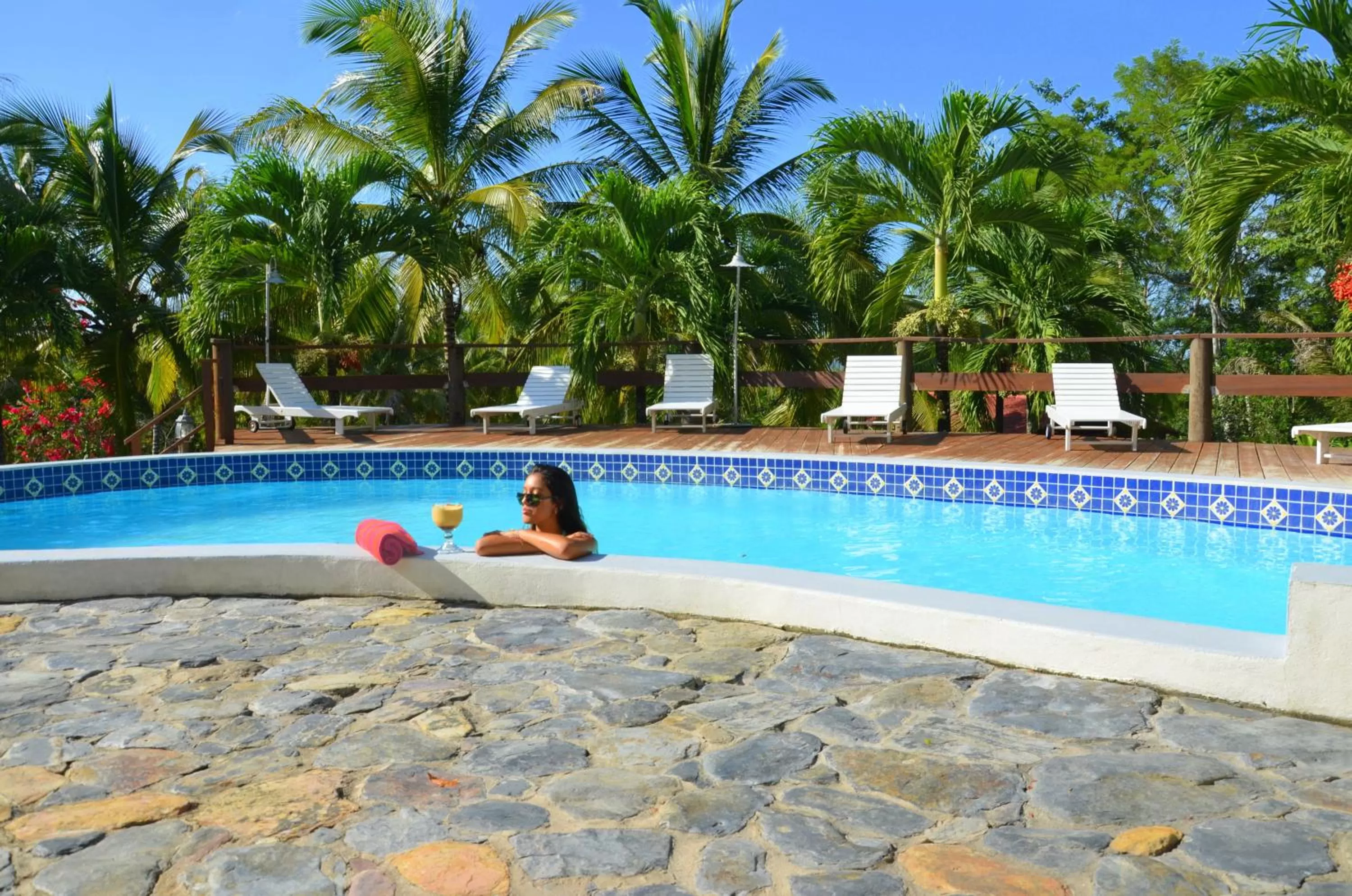 Swimming pool in The Log Cab-Inn