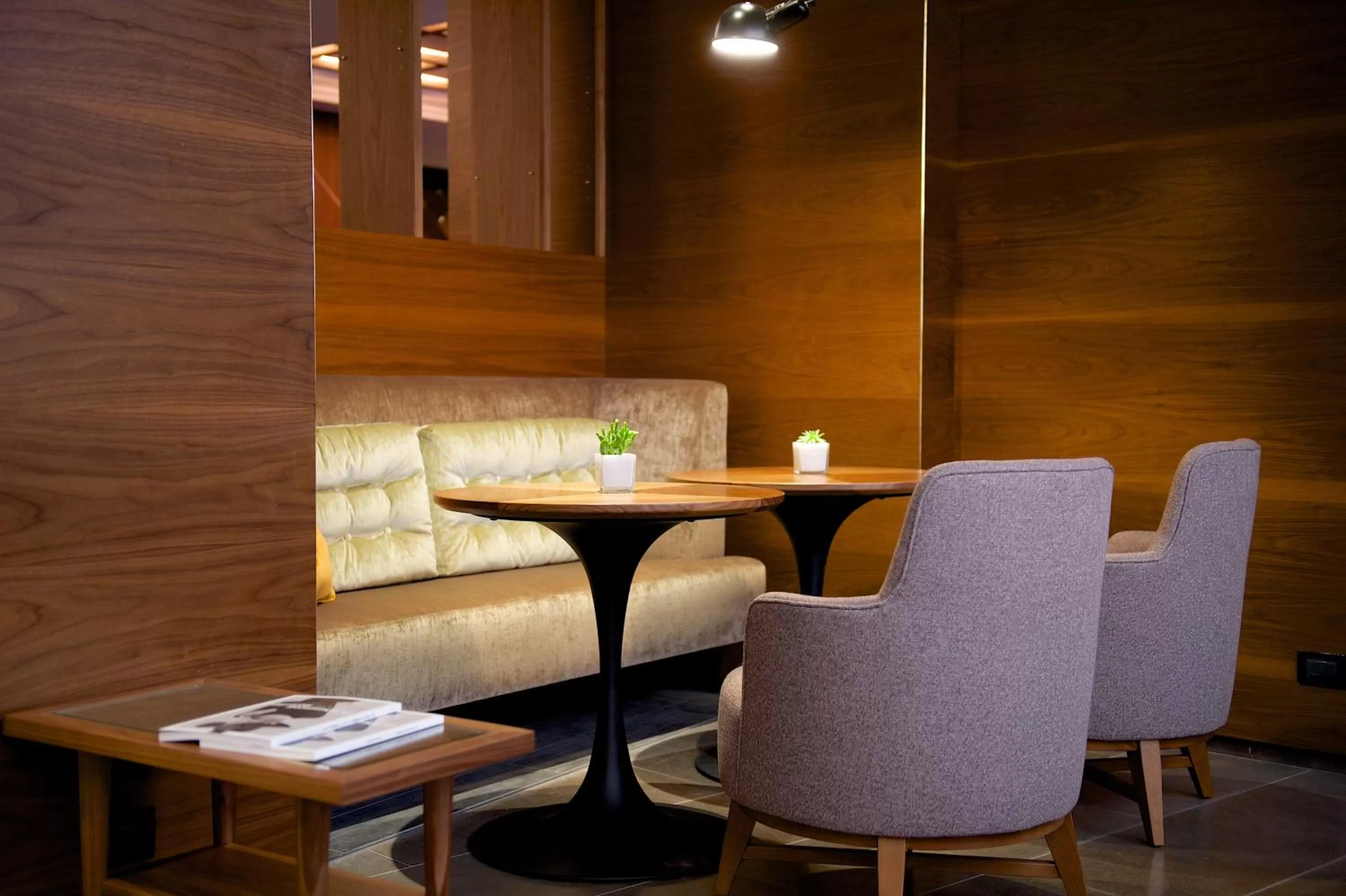 Lounge or bar in Cerretani Hotel Firenze - MGallery Collection