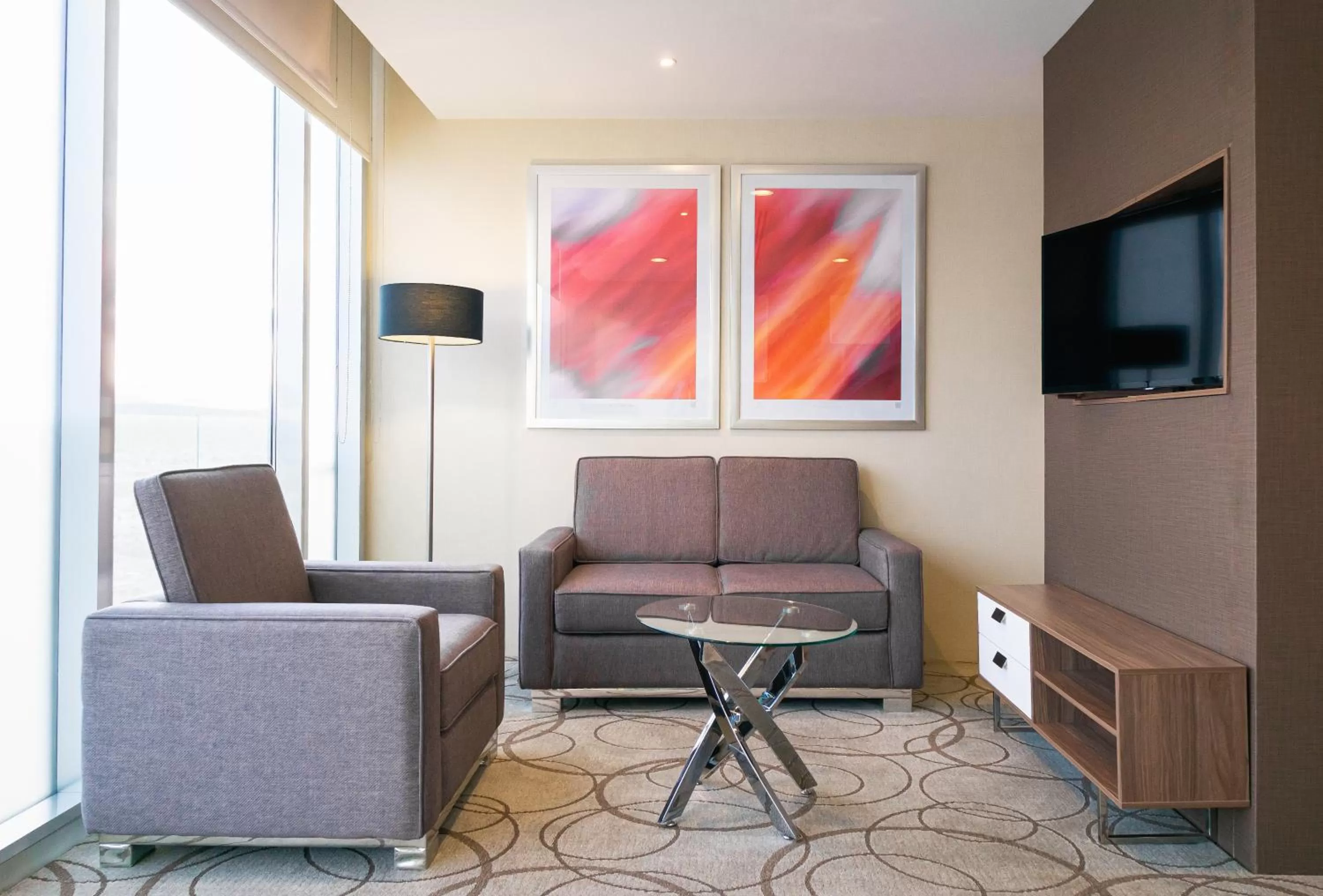 Communal lounge/ TV room in The View Hotel by Covalia