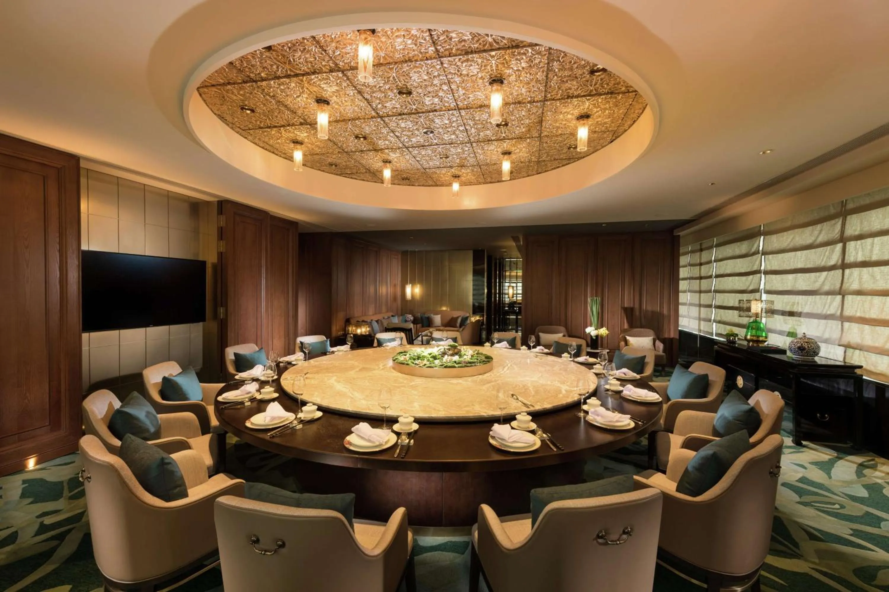 Restaurant/places to eat in Conrad Shenyang
