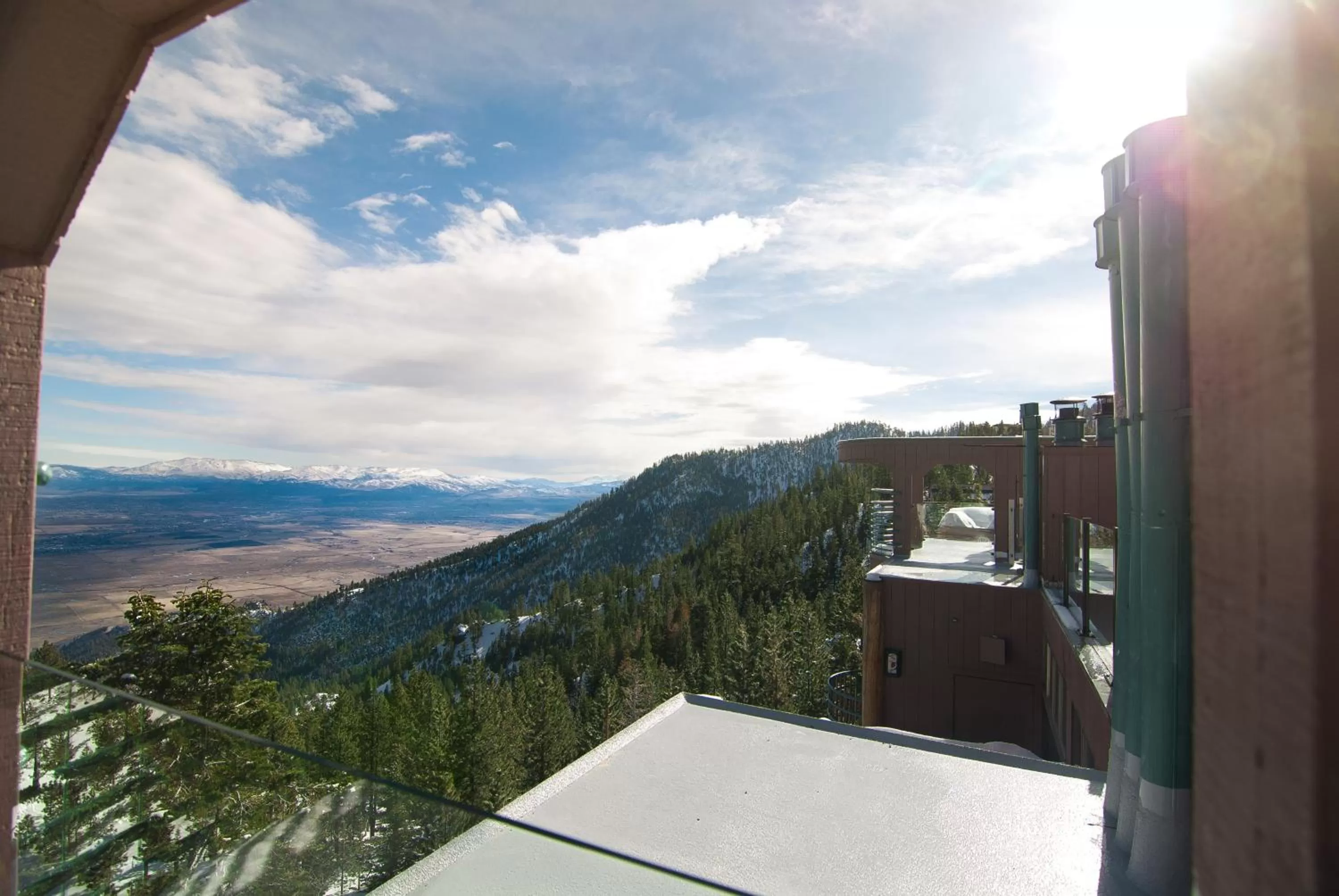 Mountain view in The Ridge Sierra