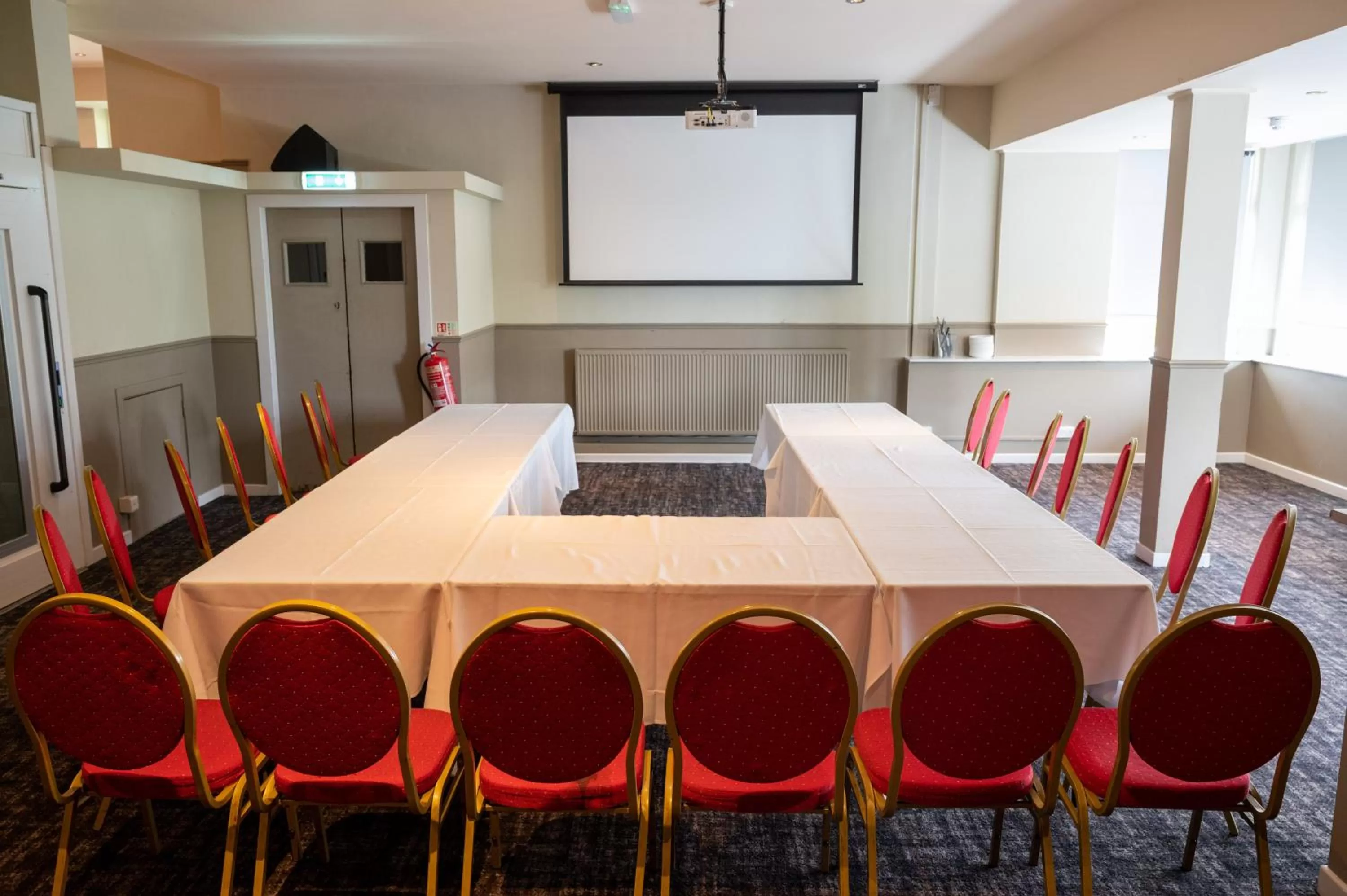 Meeting/conference room in The Titan By Greene King Inns
