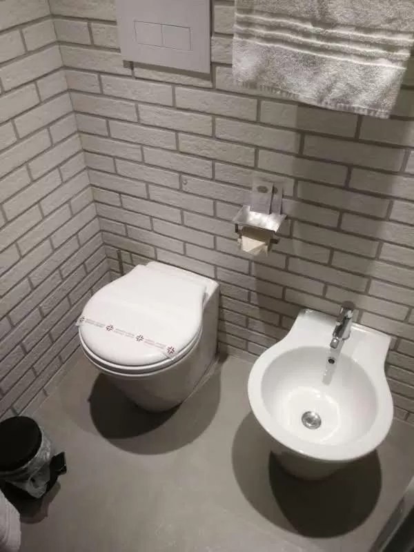 Bathroom in San Francesco Rooms and Apartment with Terrace in Palermo Locazione Turistica