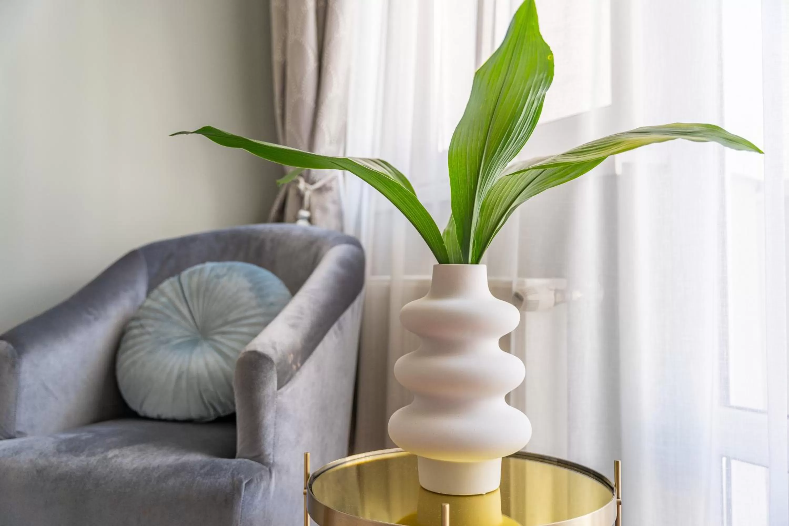 Decorative detail in Queen's Court Hotel & Residence