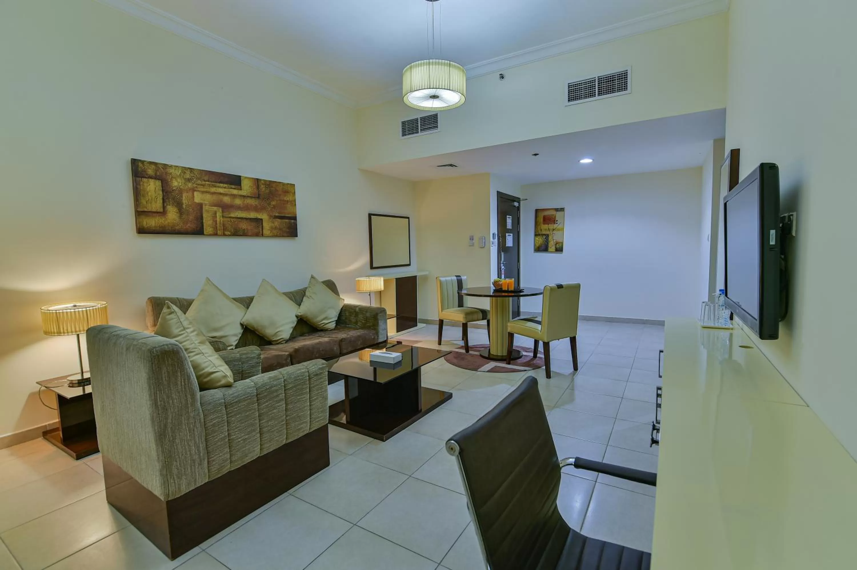 Living room, Seating Area in VISTA HOTEL APARTMENTS DELUXE