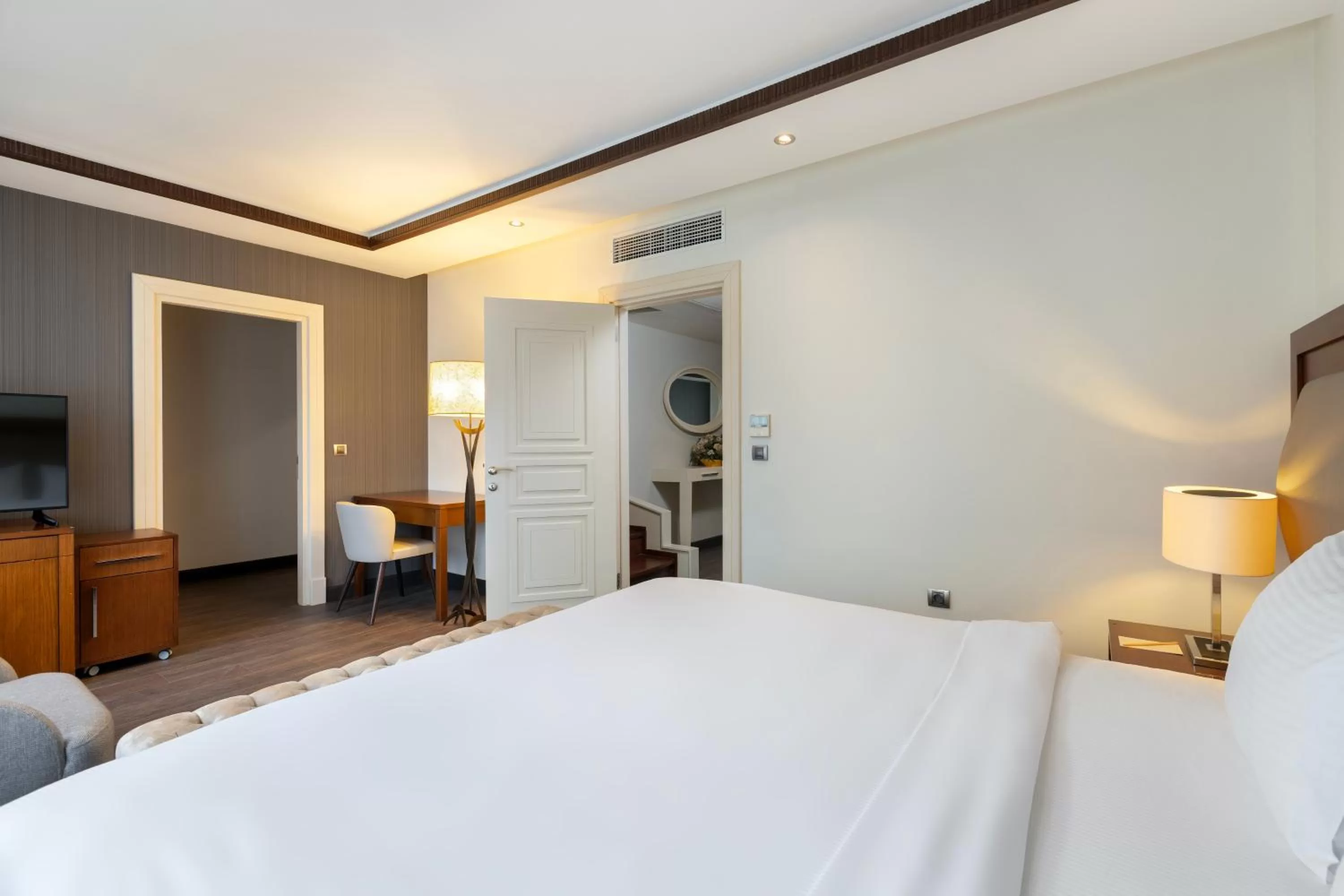 Photo of the whole room, Bed in Miracle Istanbul Asia Airport Hotel & Spa