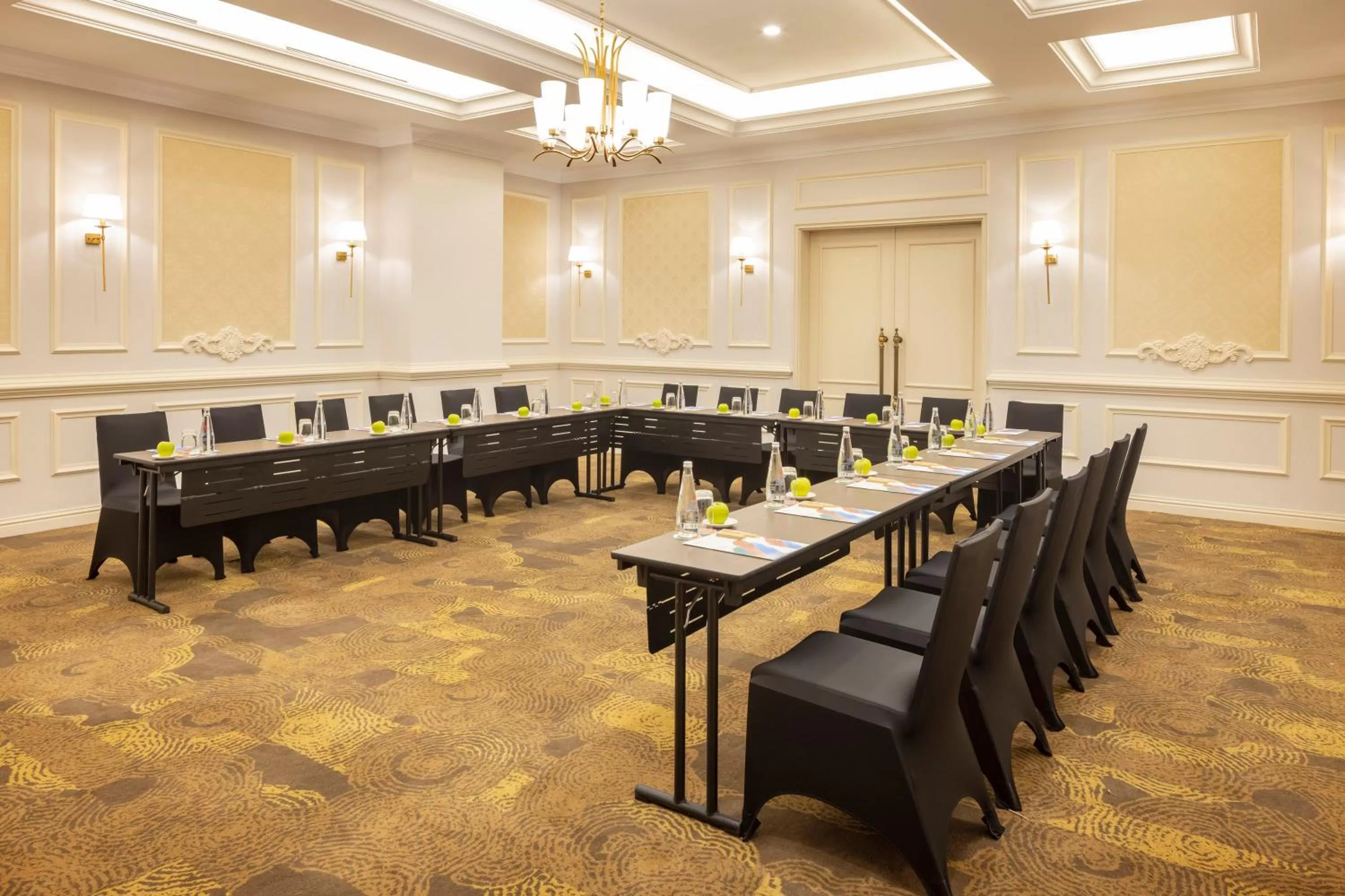 Meeting/conference room in Meliá Vinpearl Phu Ly