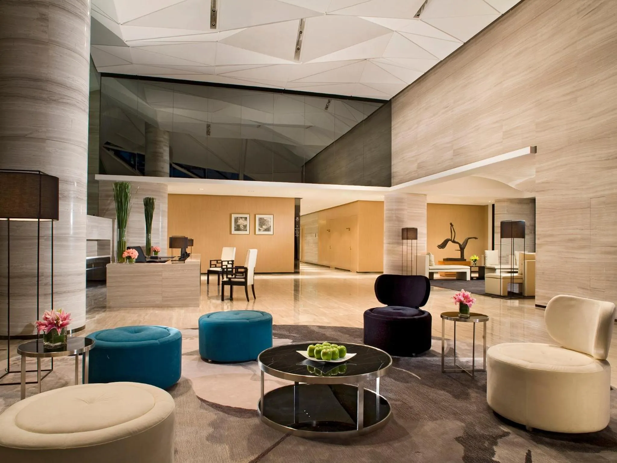 Communal lounge/ TV room in Ascott Raffles City Beijing