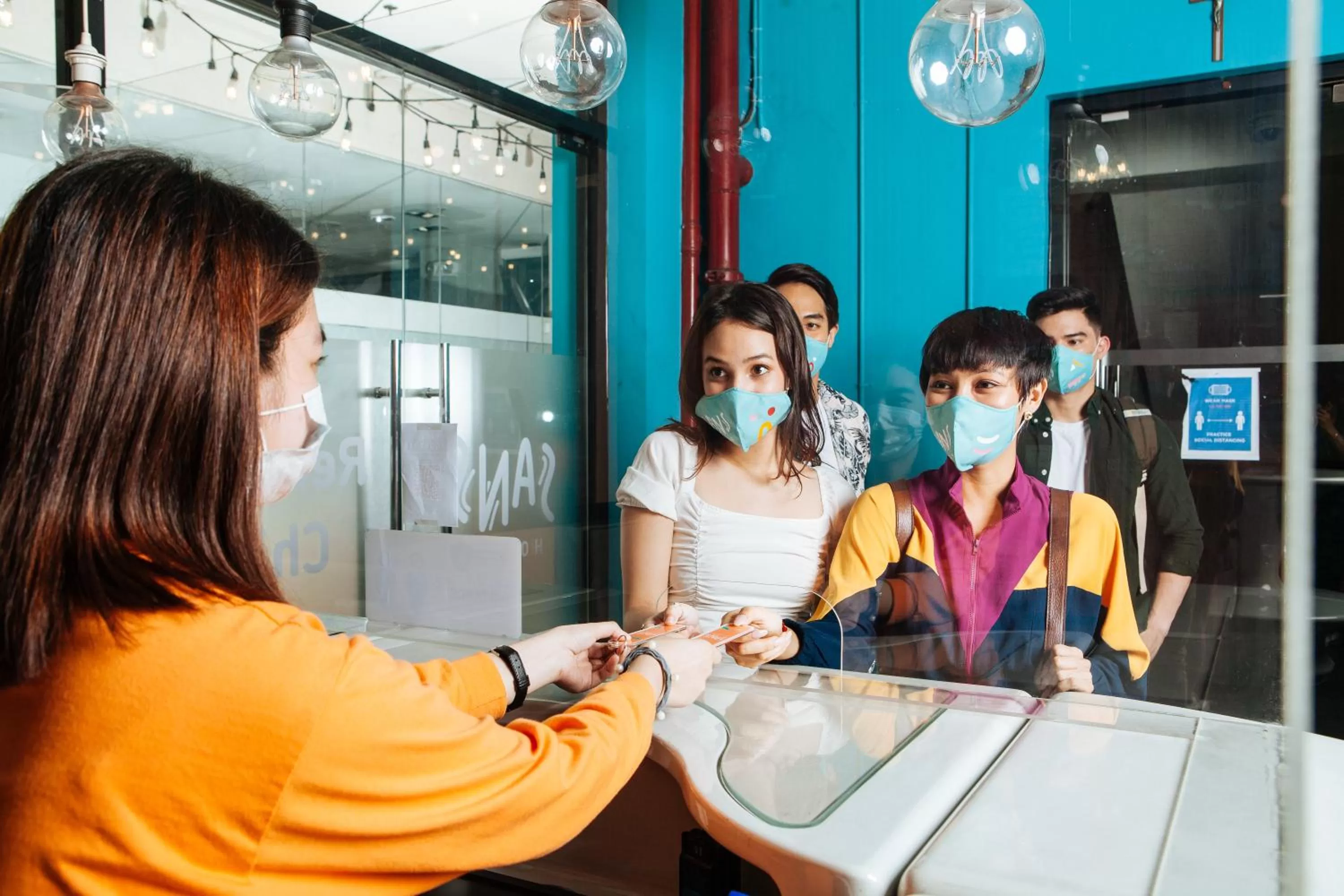 Lobby or reception in Sans Hotel Laperal Manila