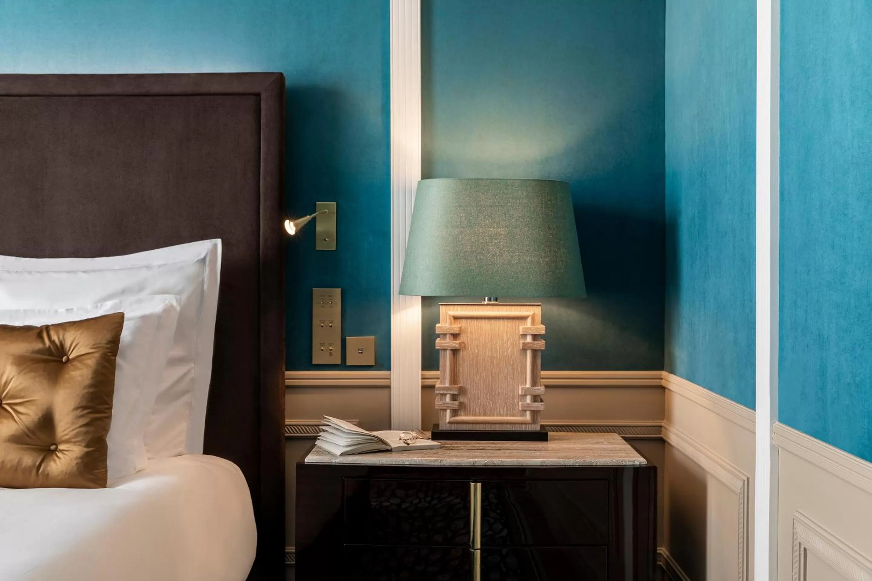 Bedroom, Bed in The One Monumental Palace