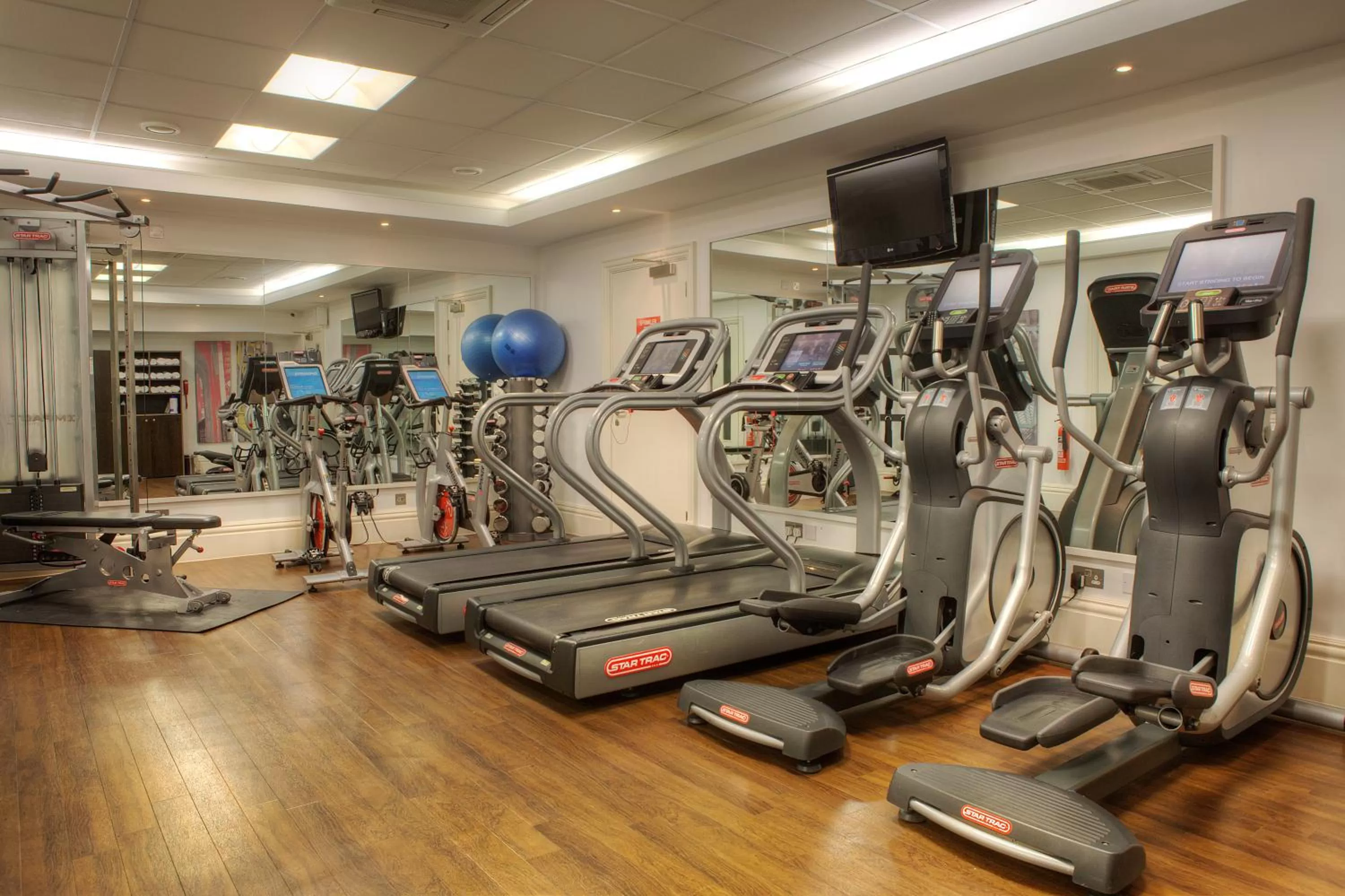 Fitness centre/facilities in Hotel Indigo Glasgow by IHG