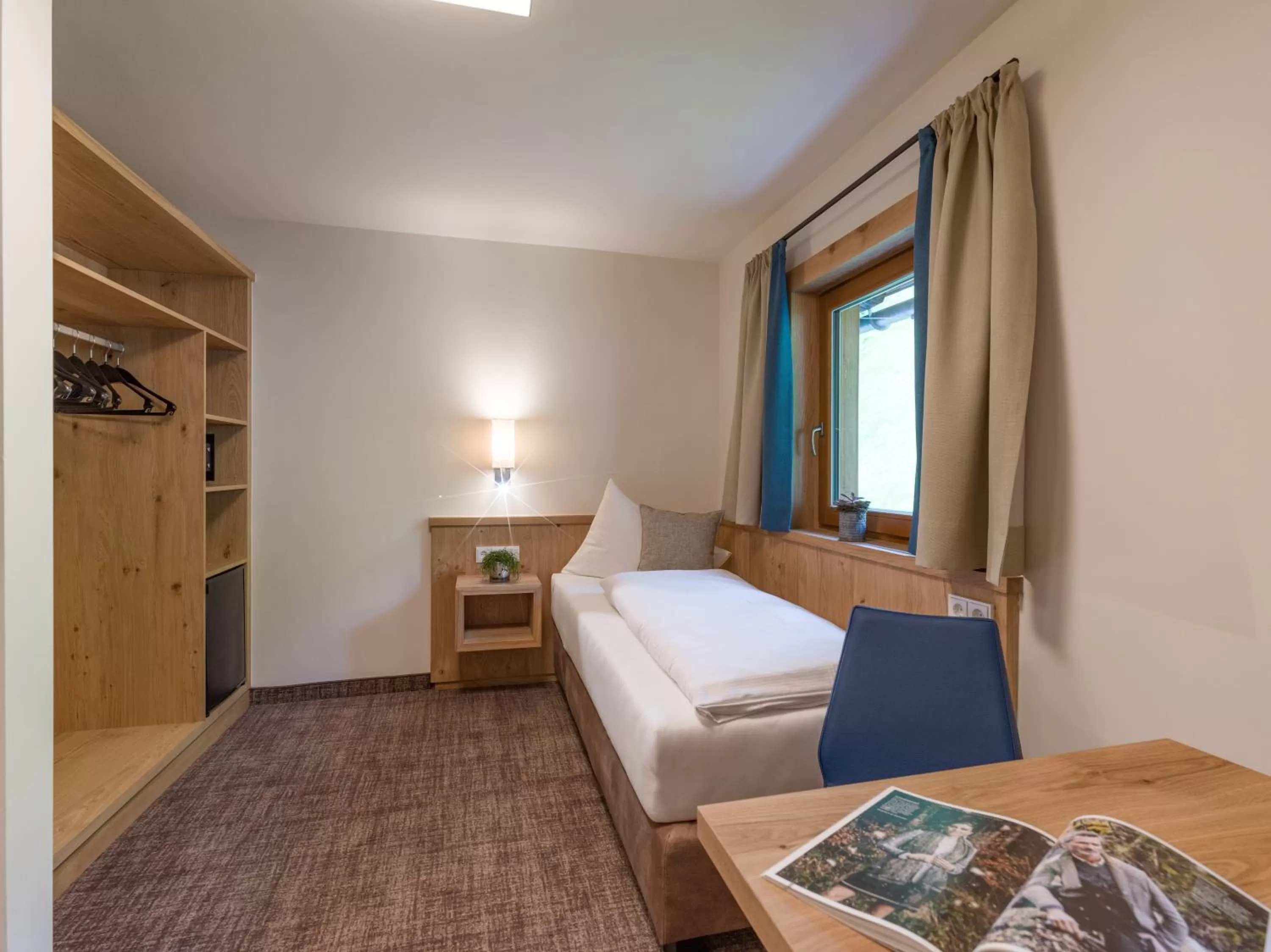 Photo of the whole room, Bed in Alpen Glück Hotel Unterm Rain garni