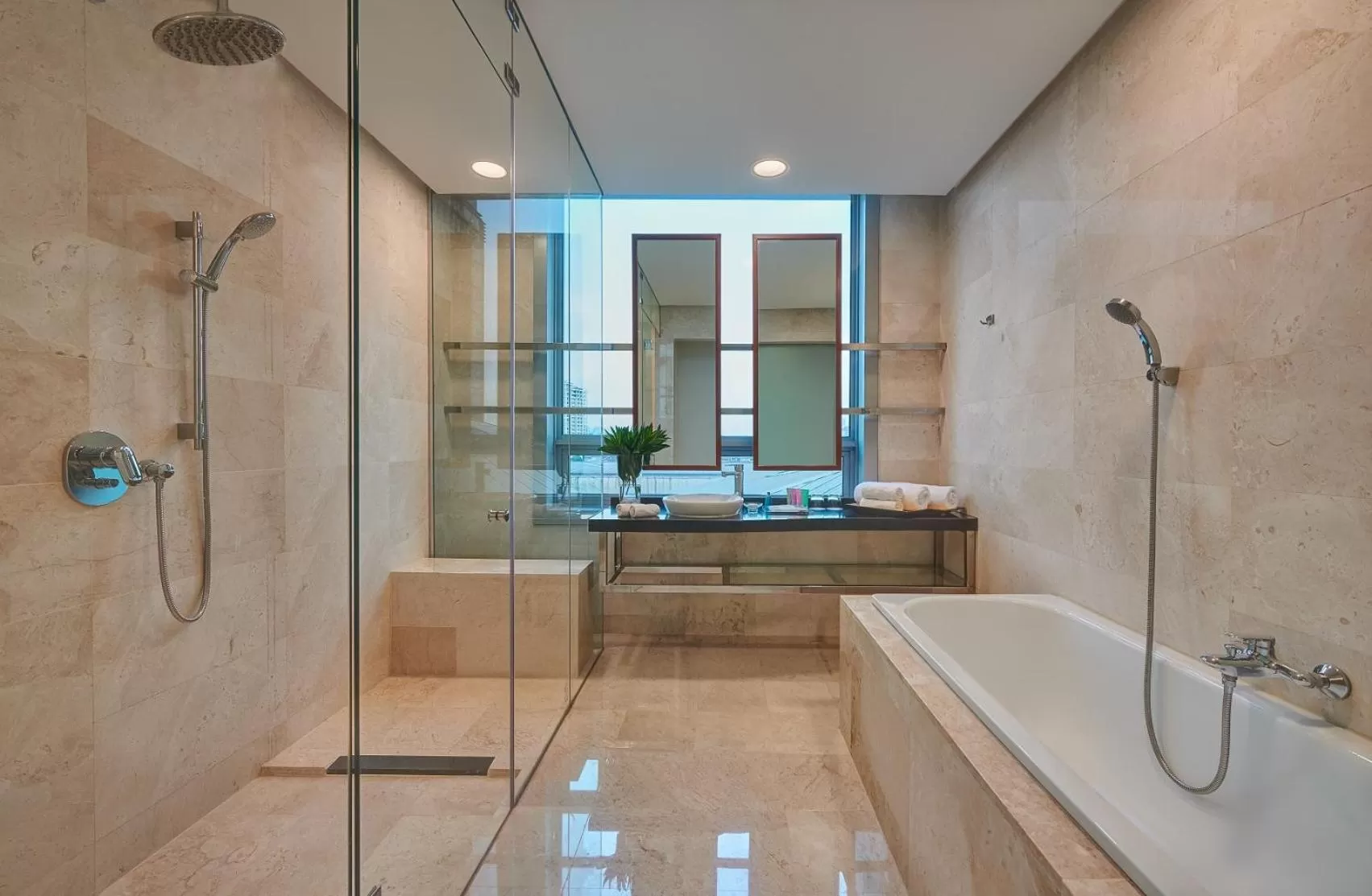 Shower in St Giles Boulevard