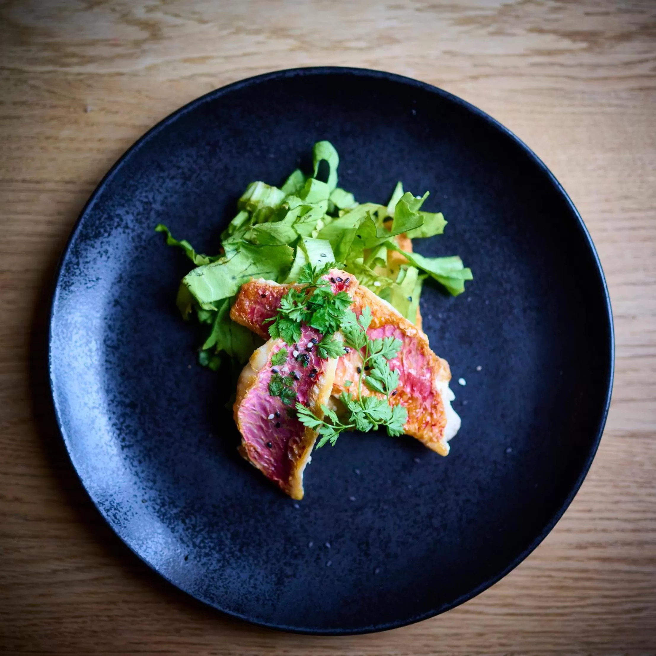 Restaurant/places to eat in The Originals Boutique, Hôtel La Colonne de Bronze, Saint-Valéry-sur-Somme