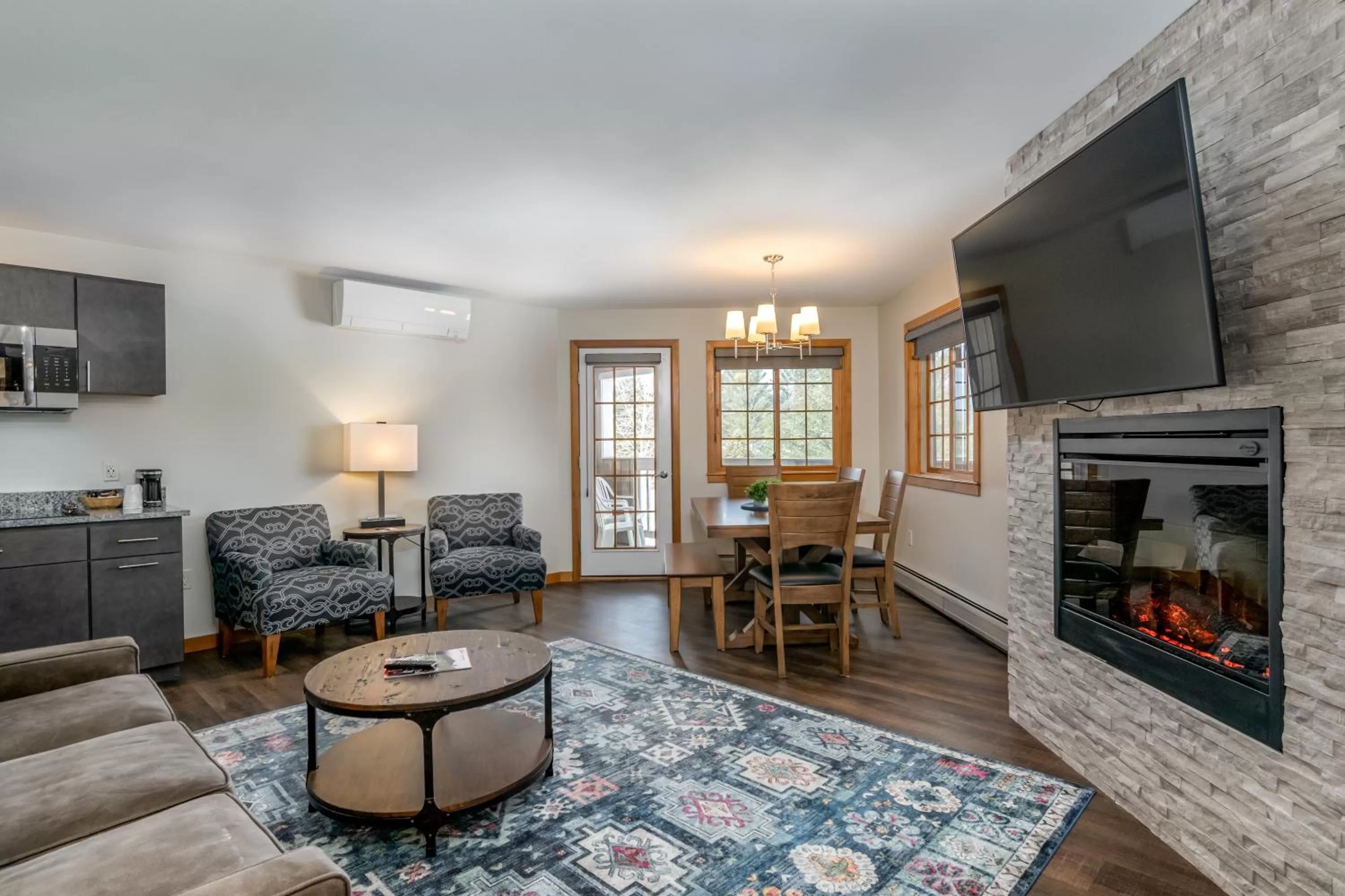 TV and multimedia in Grey Fox Inn