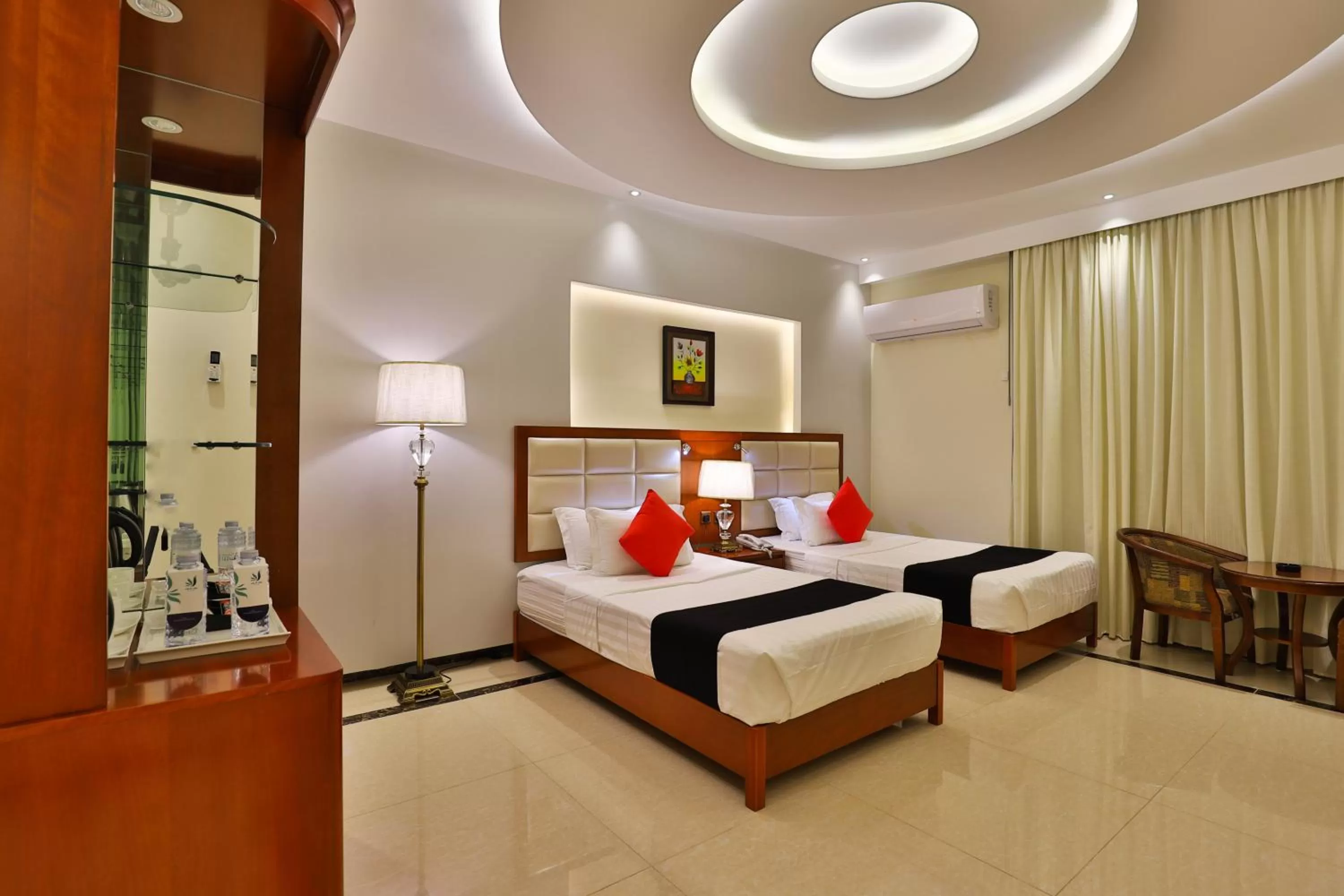 Bedroom, Bed in Dreams Houses furnished Suites