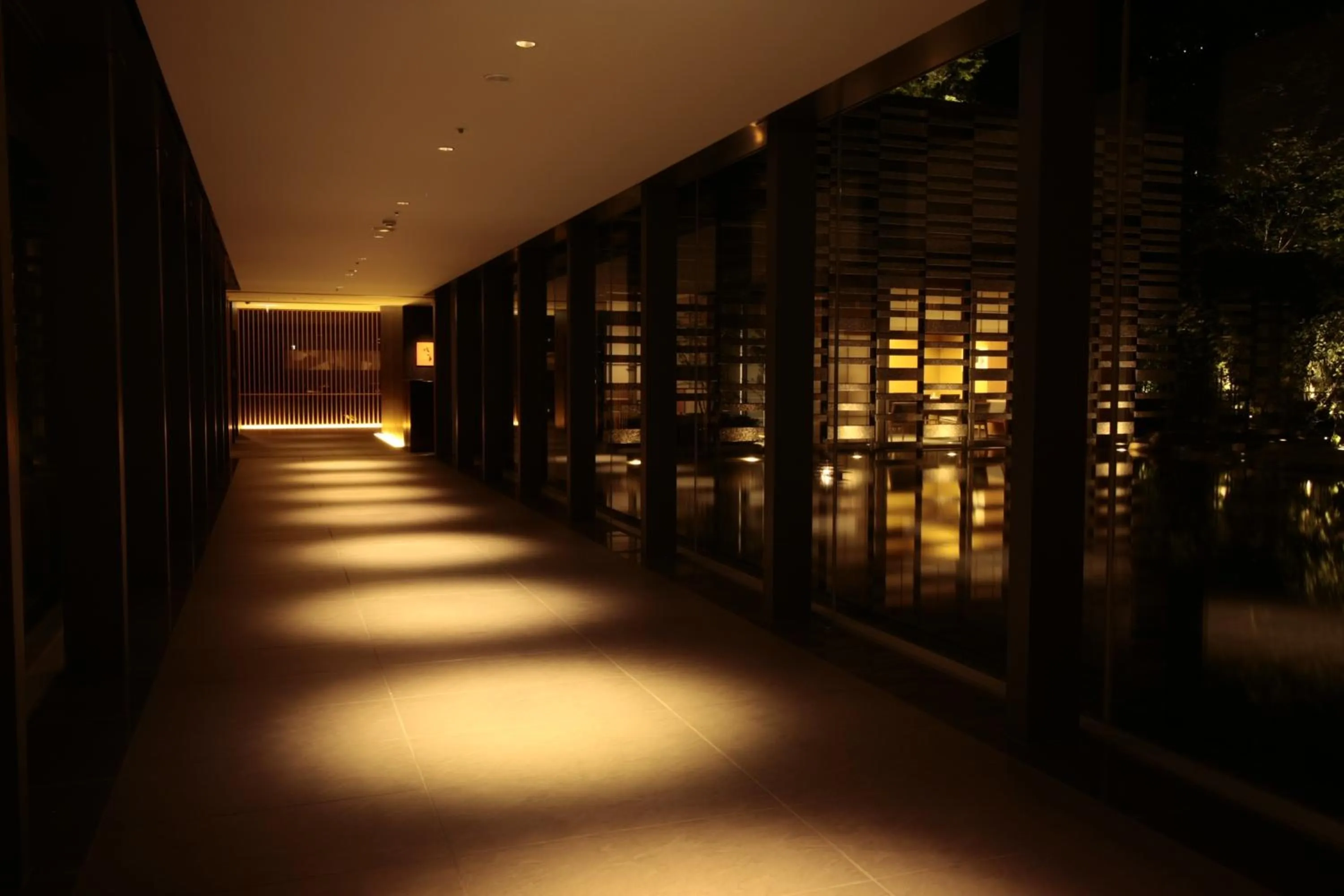 Restaurant/places to eat in The Capitol Hotel Tokyu