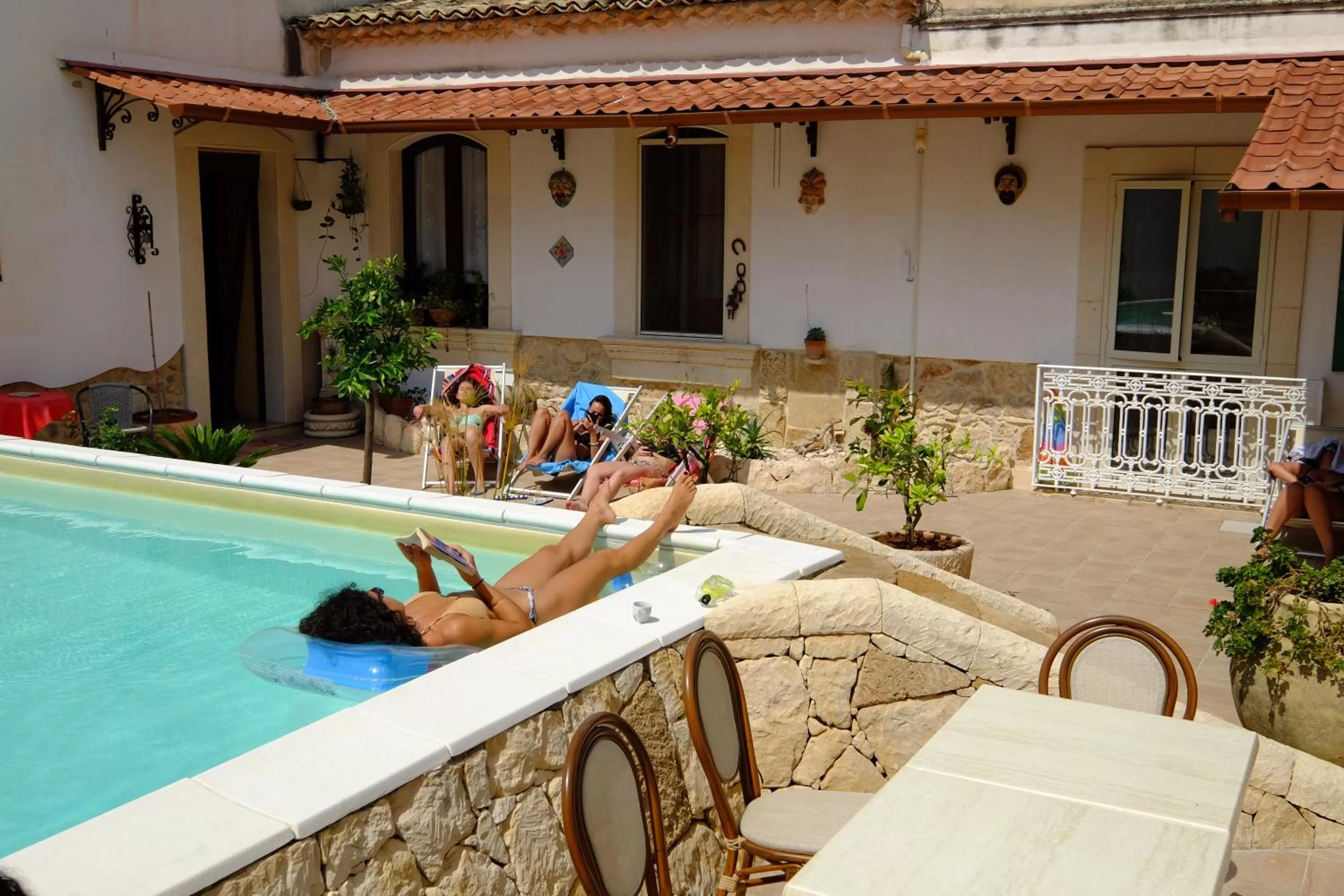 Swimming pool in Morfeo Charming Rooms & Relax