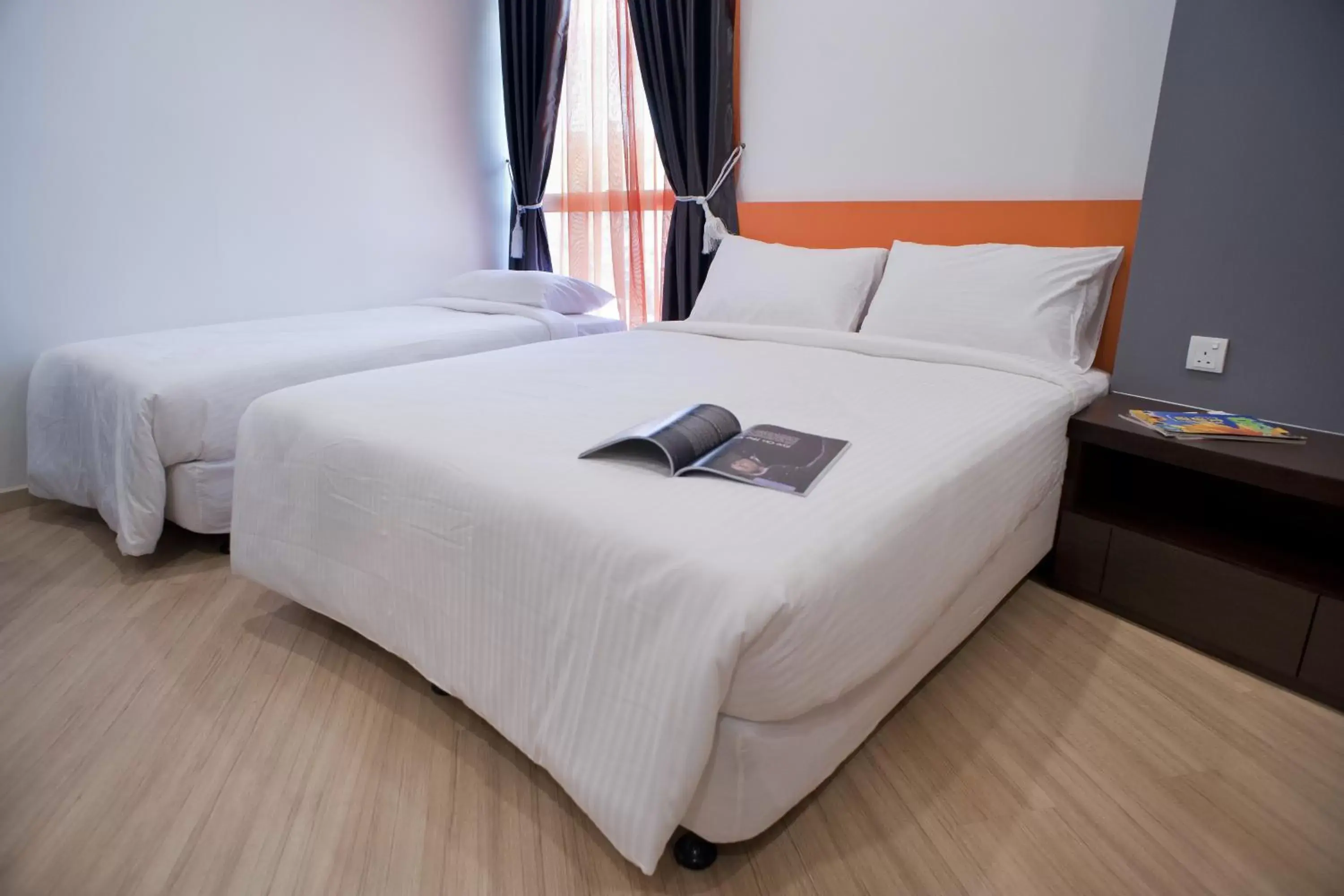 Deluxe Triple Room in Big Orange Hotel Sungai Petani Deluxe Triple Room in Big Orange Hotel Sungai Petani