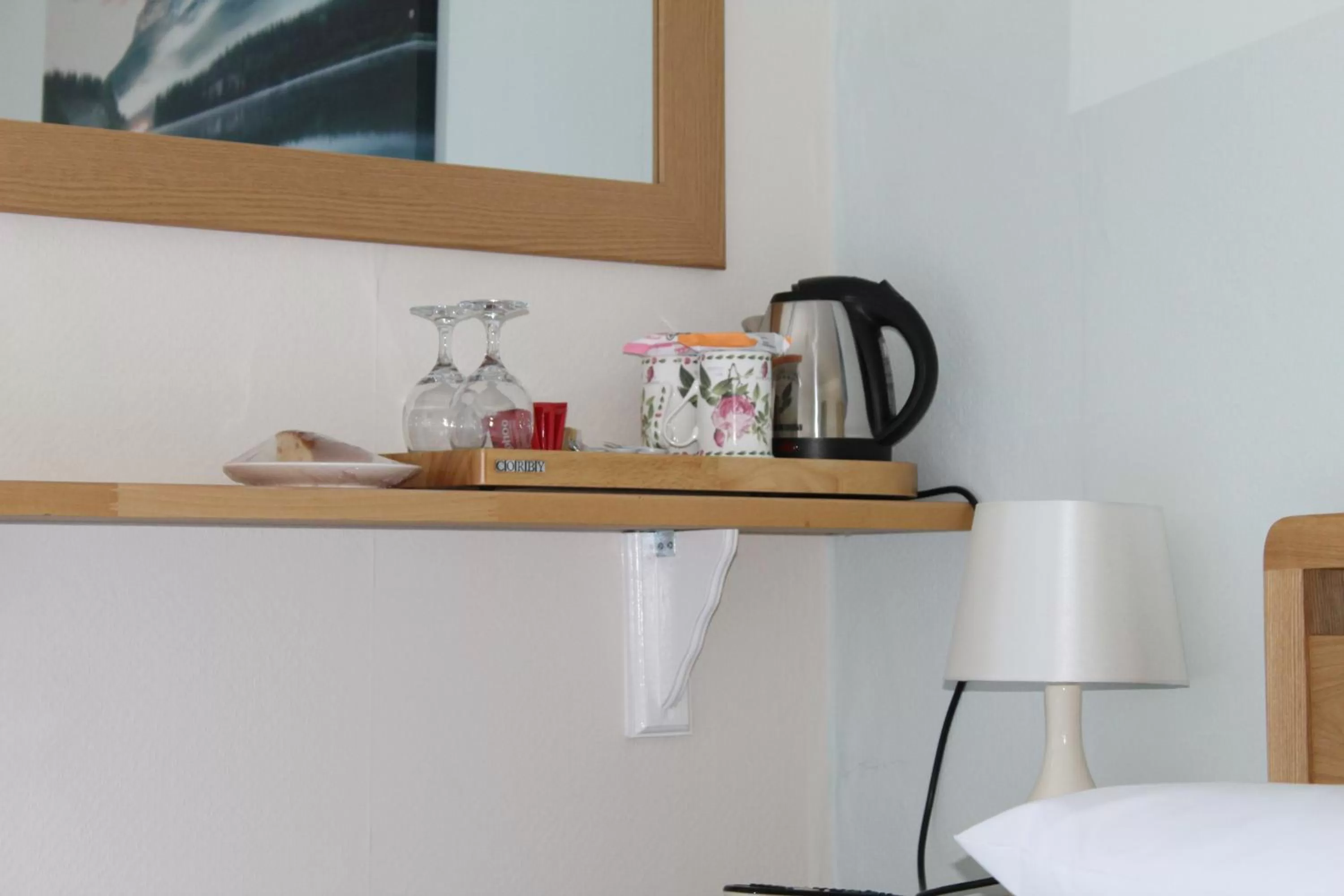 Drinks in The Bay House Lake View Guest House - Adults Only