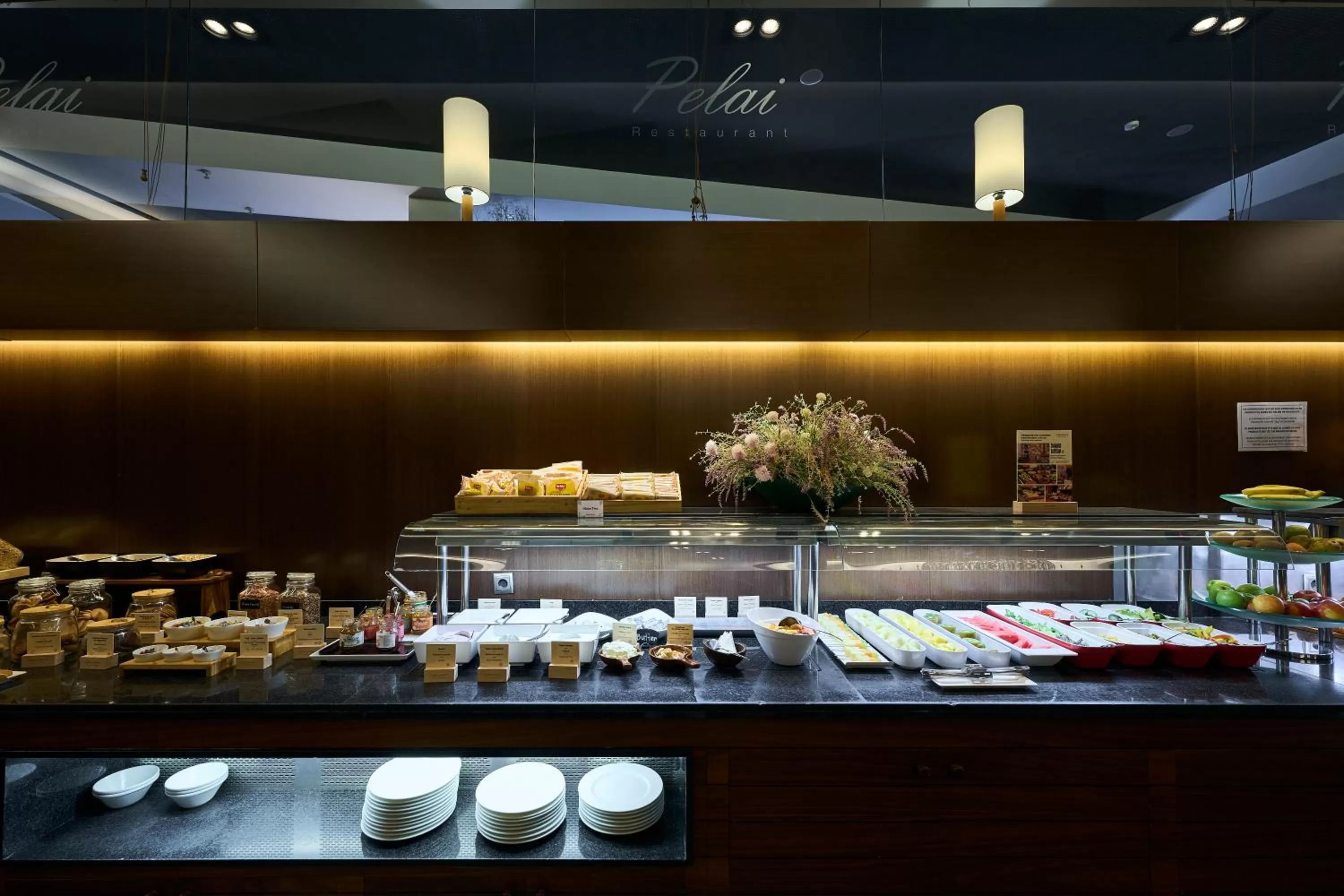 Buffet breakfast in Catalonia Ramblas 4* Sup