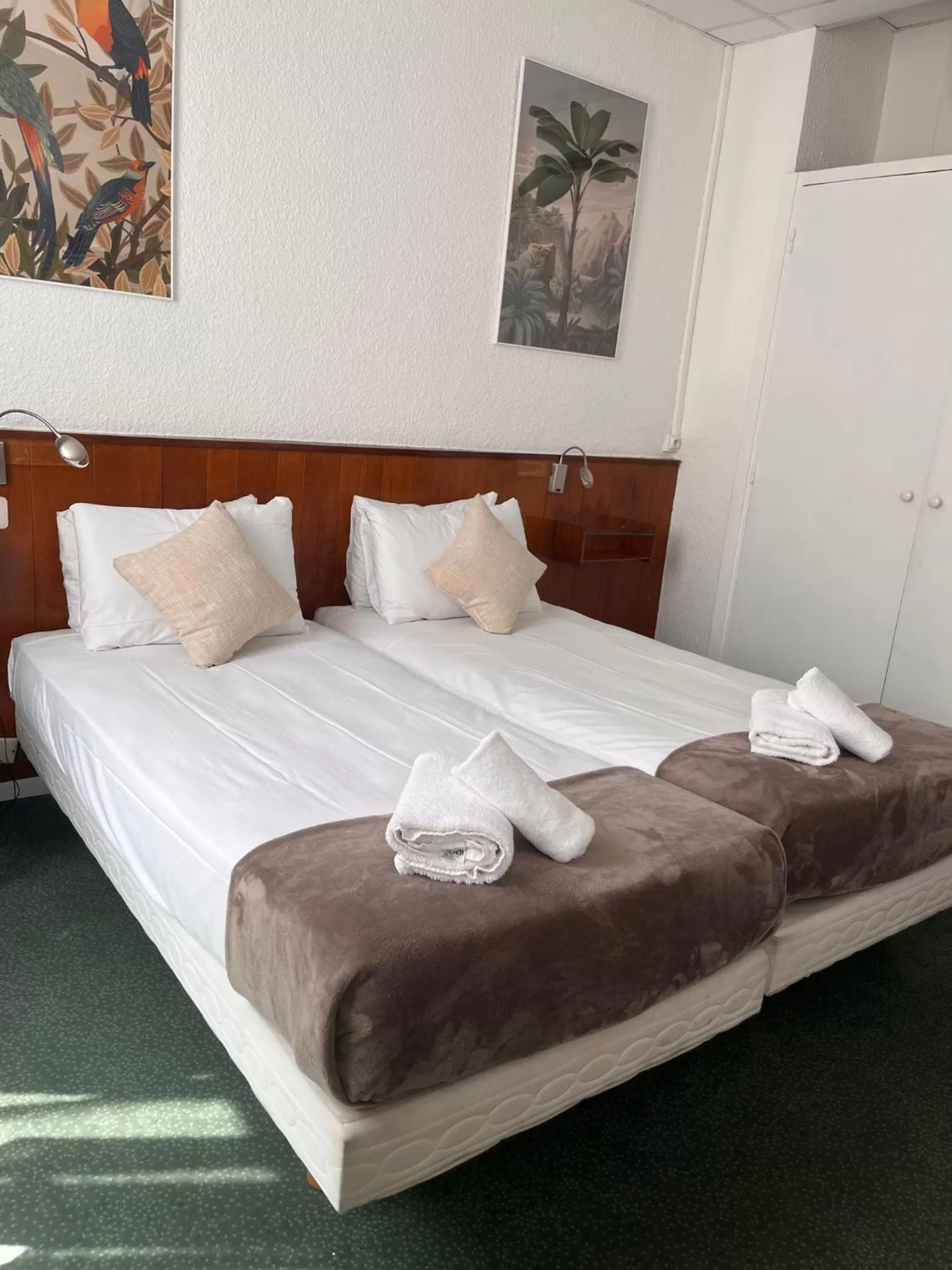 Bedroom, Bed in Azurene Royal Hotel