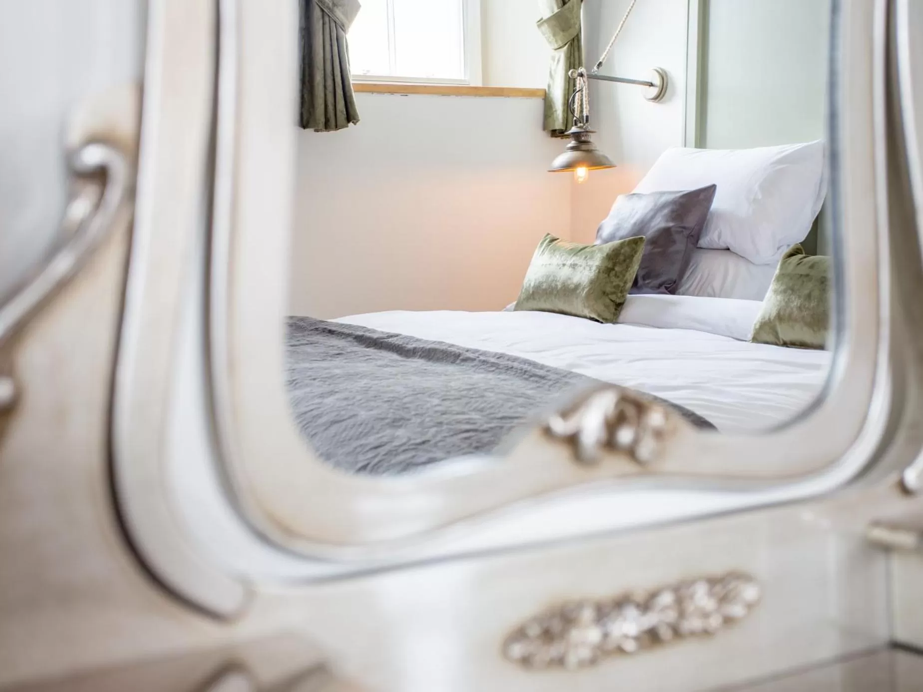 Bedroom, Bed in The Cornish Arms