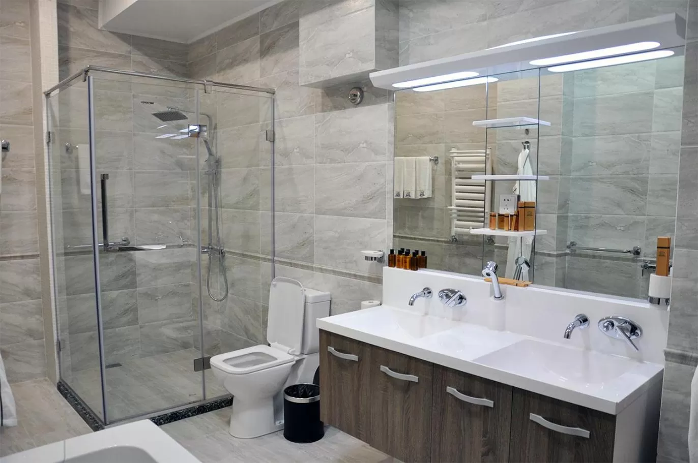 Parliament Palace Hotel