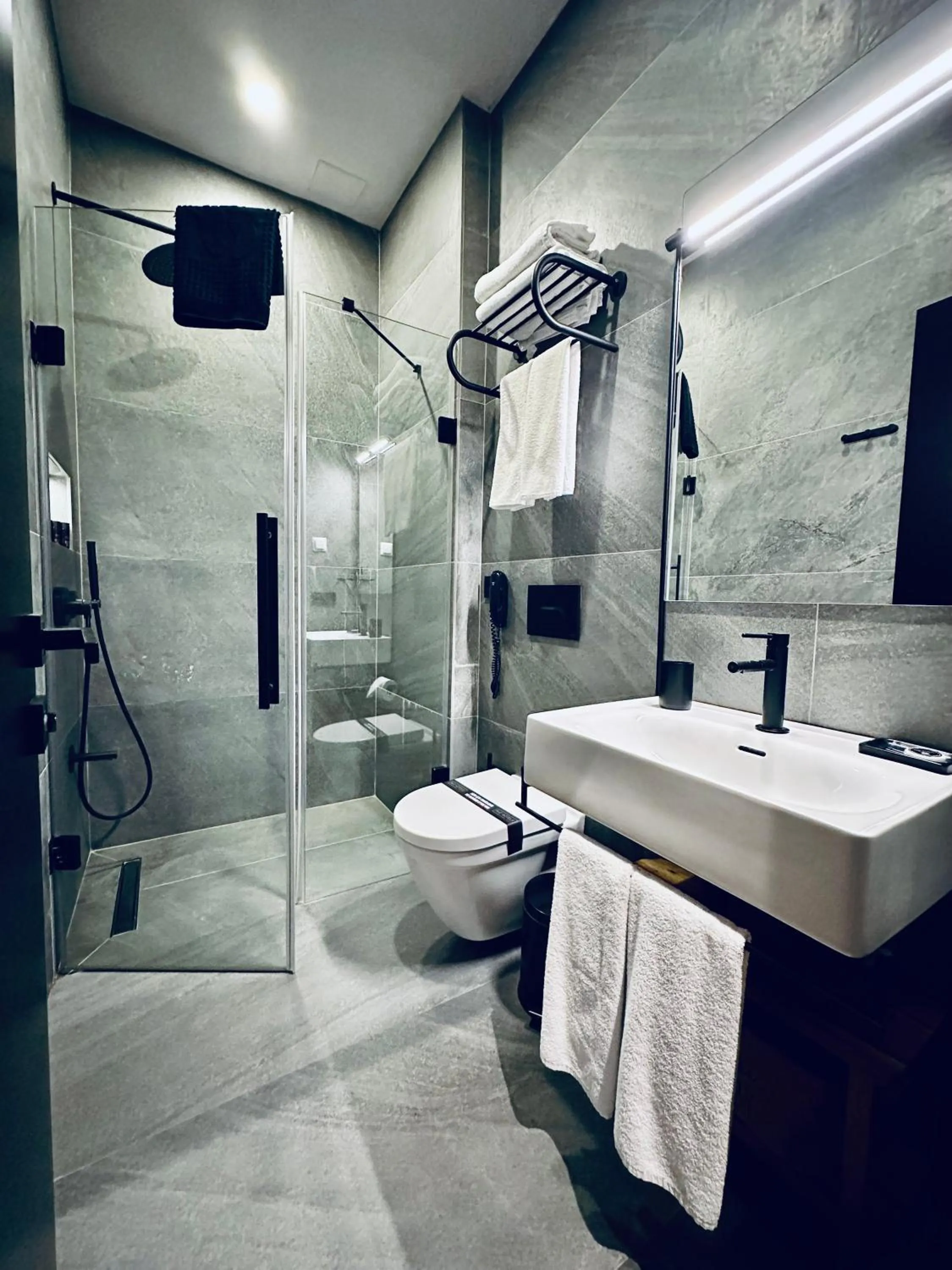 Bathroom in RUZ Hotels