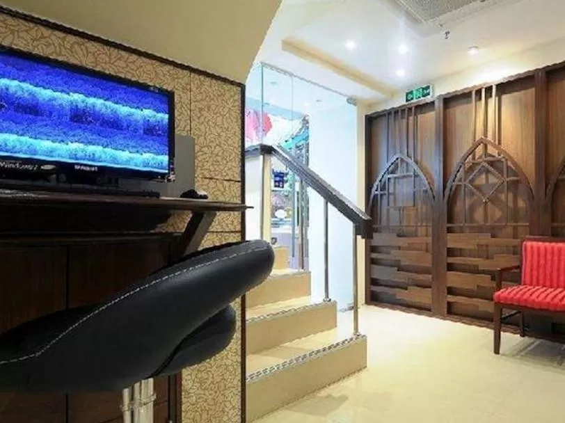 Lobby or reception in Royal Express Inn