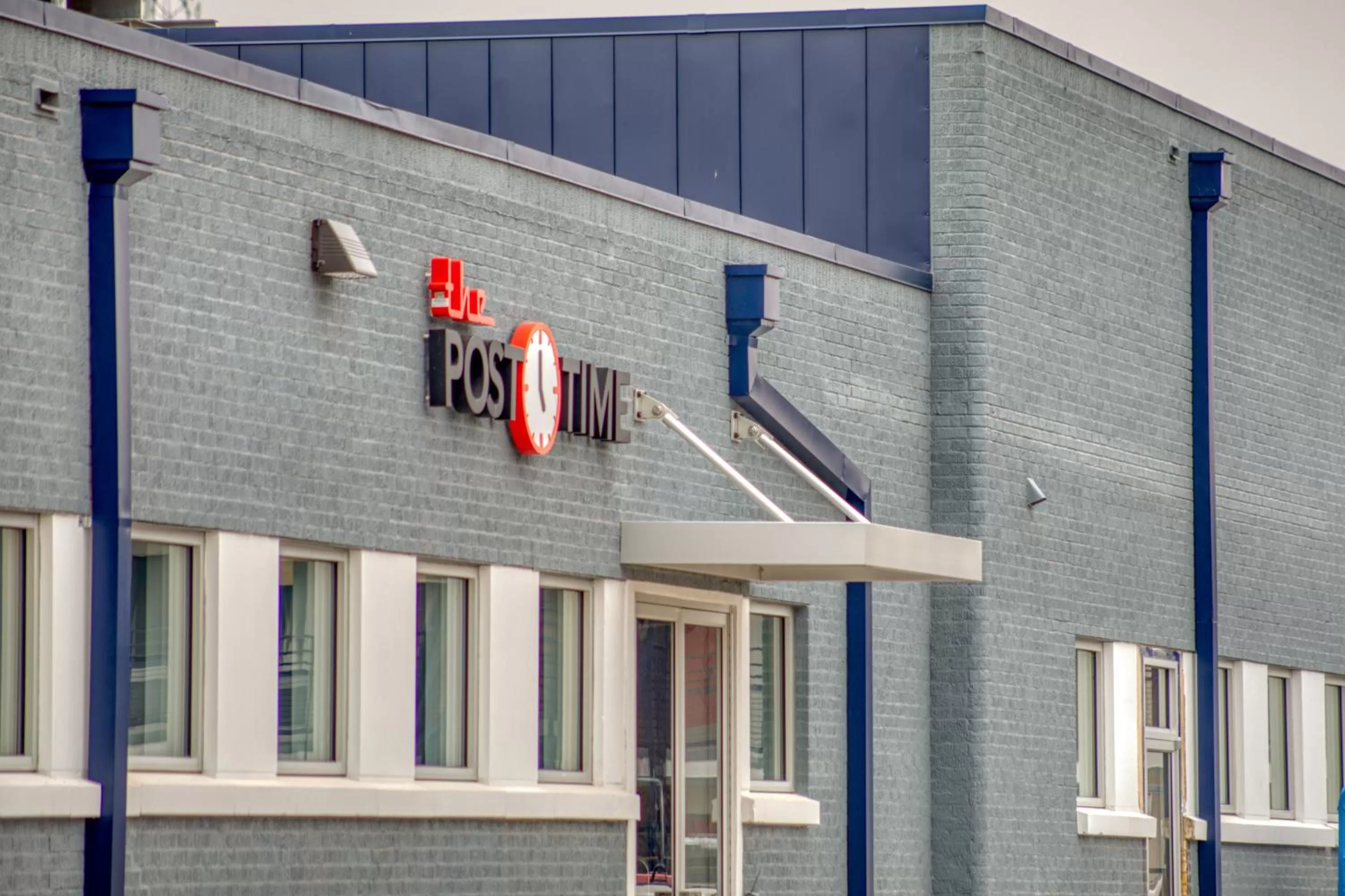 Property building in Post Time Inn