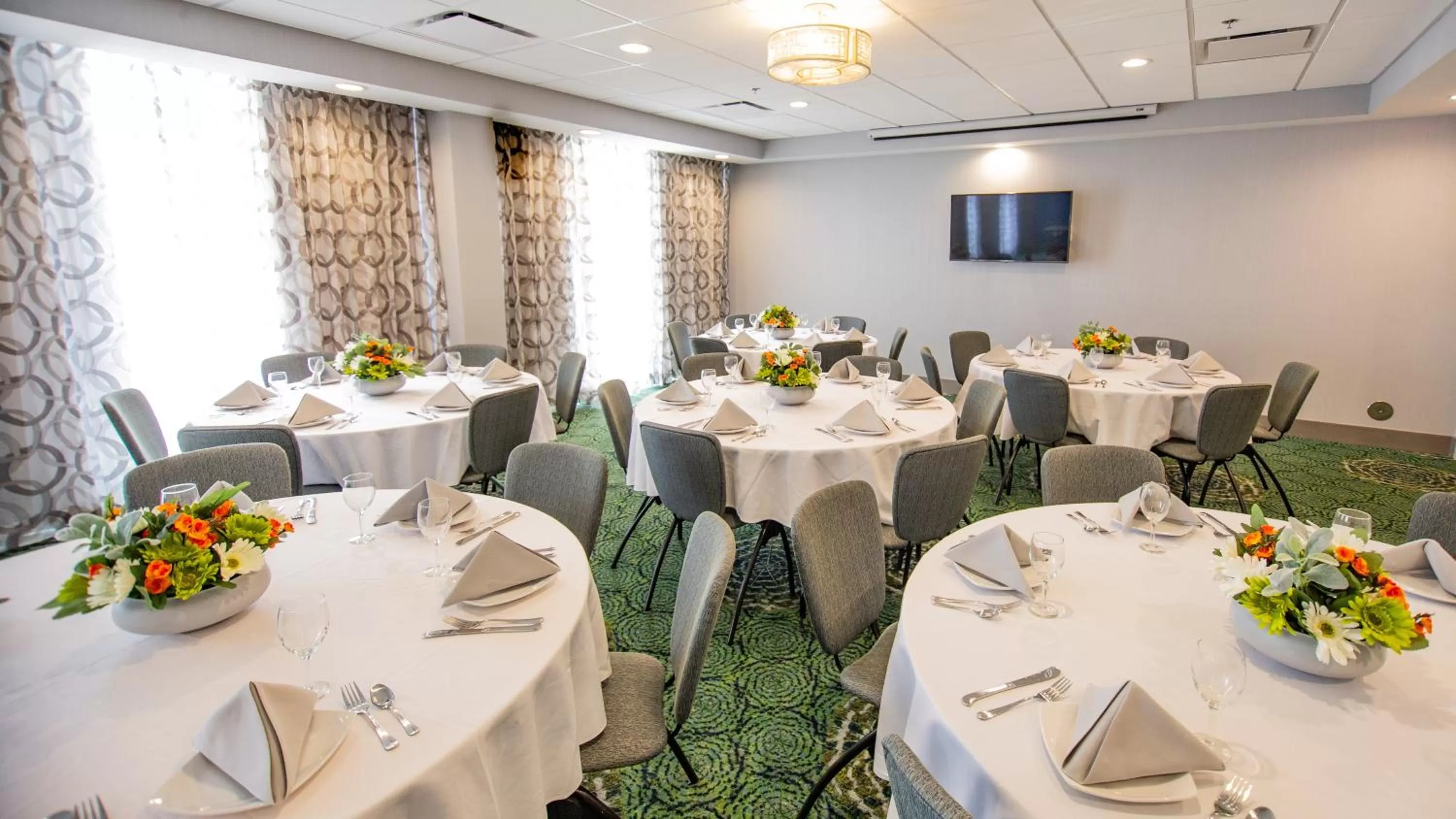 Meeting/conference room in Holiday Inn Knoxville N - Merchant Drive by IHG