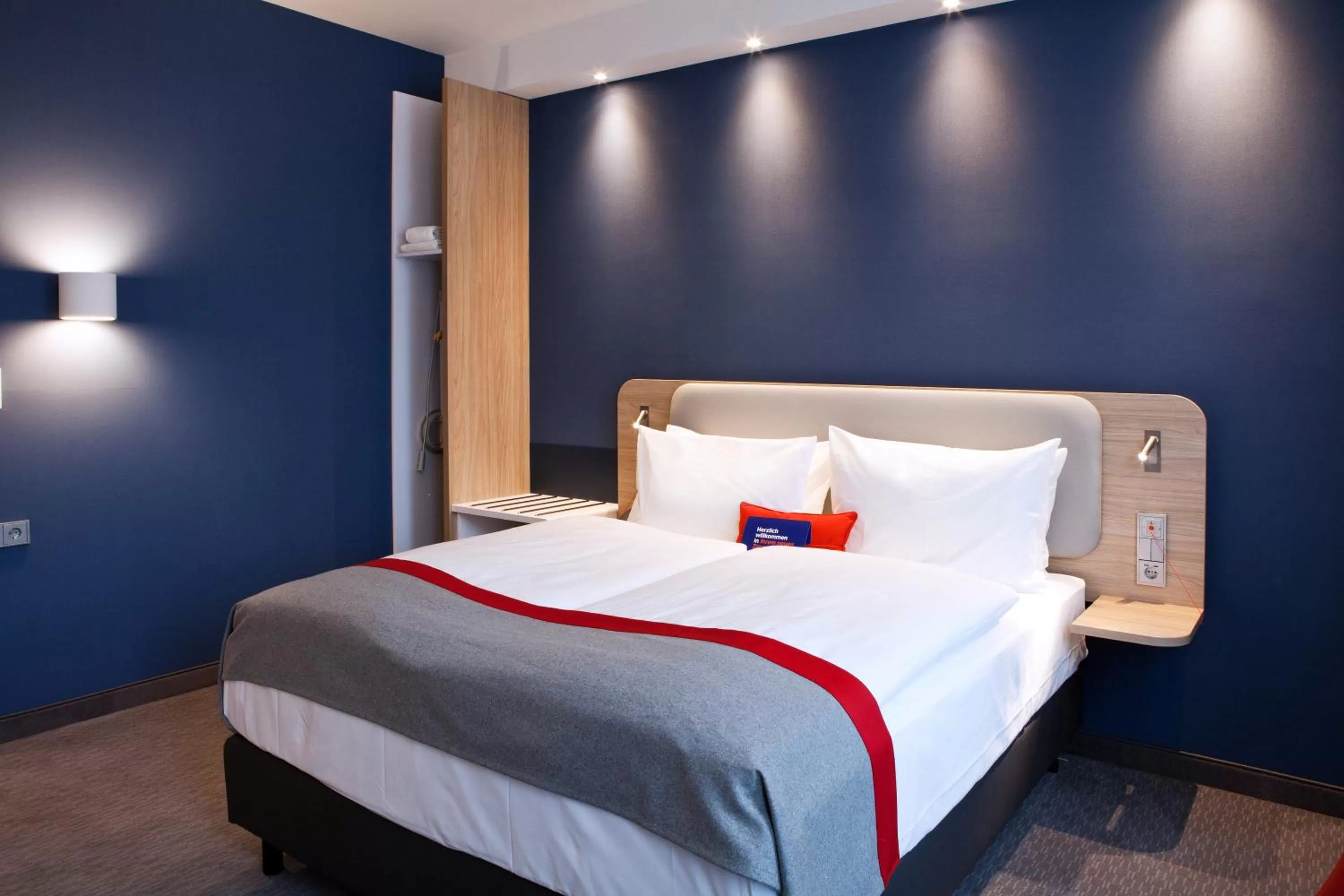 Standard Room in Holiday Inn Express - Kaiserslautern, an IHG Hotel