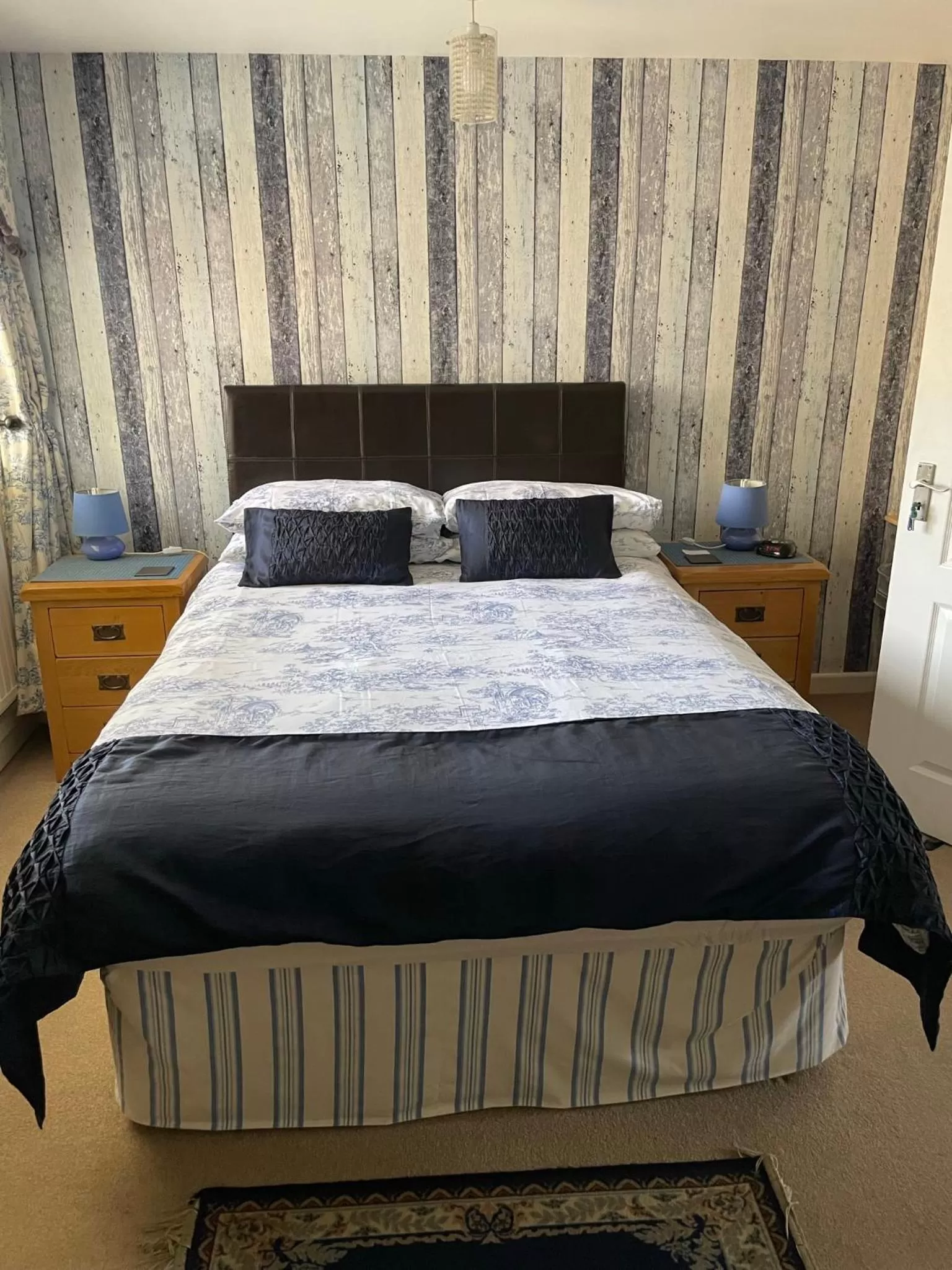 Bed in Brewery Farm House Bed & Breakfast