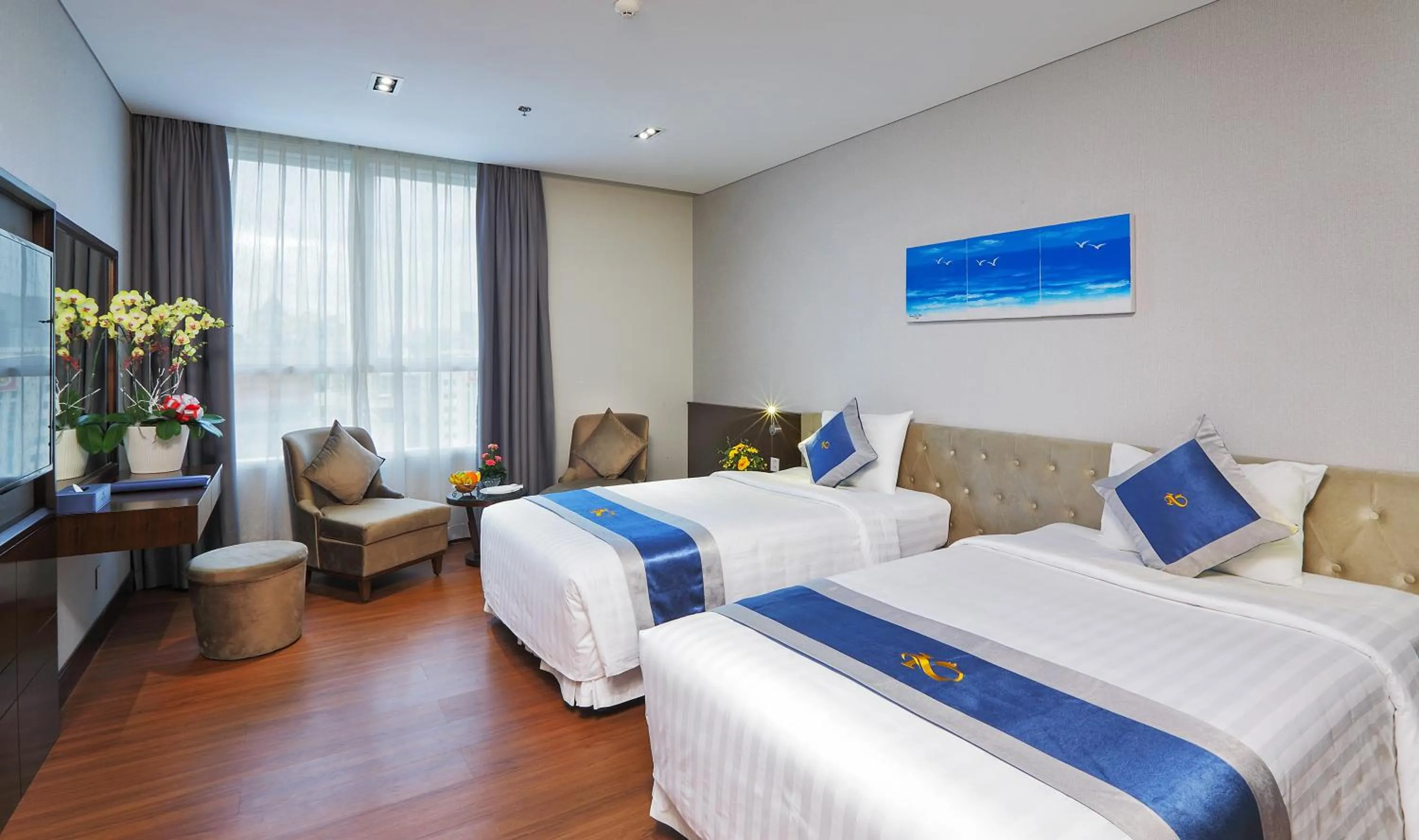 Central Palace Hotel