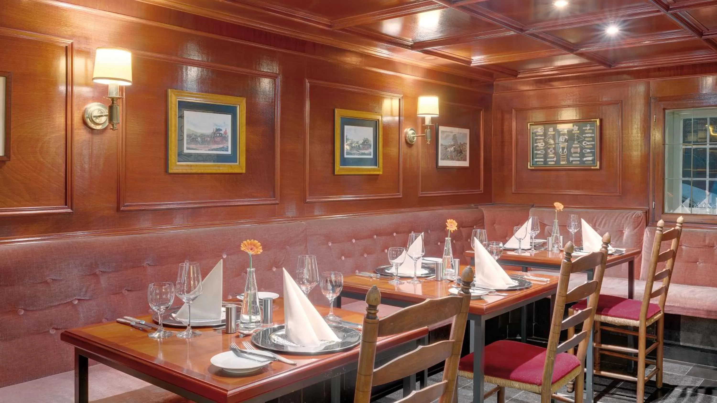 Lunch, Restaurant/Places to Eat in Wyndham Garden Gummersbach