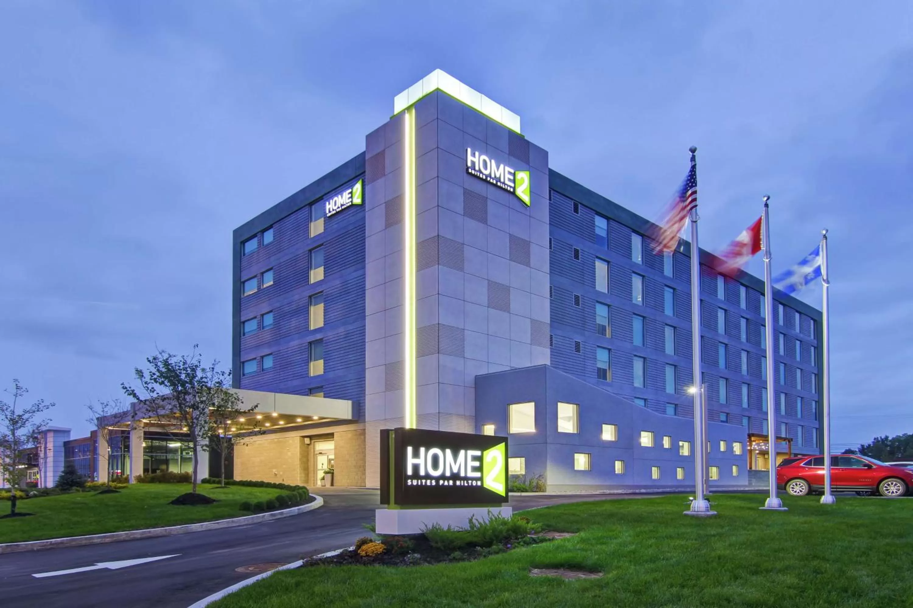 Property building in Home2 Suites By Hilton Montreal Dorval