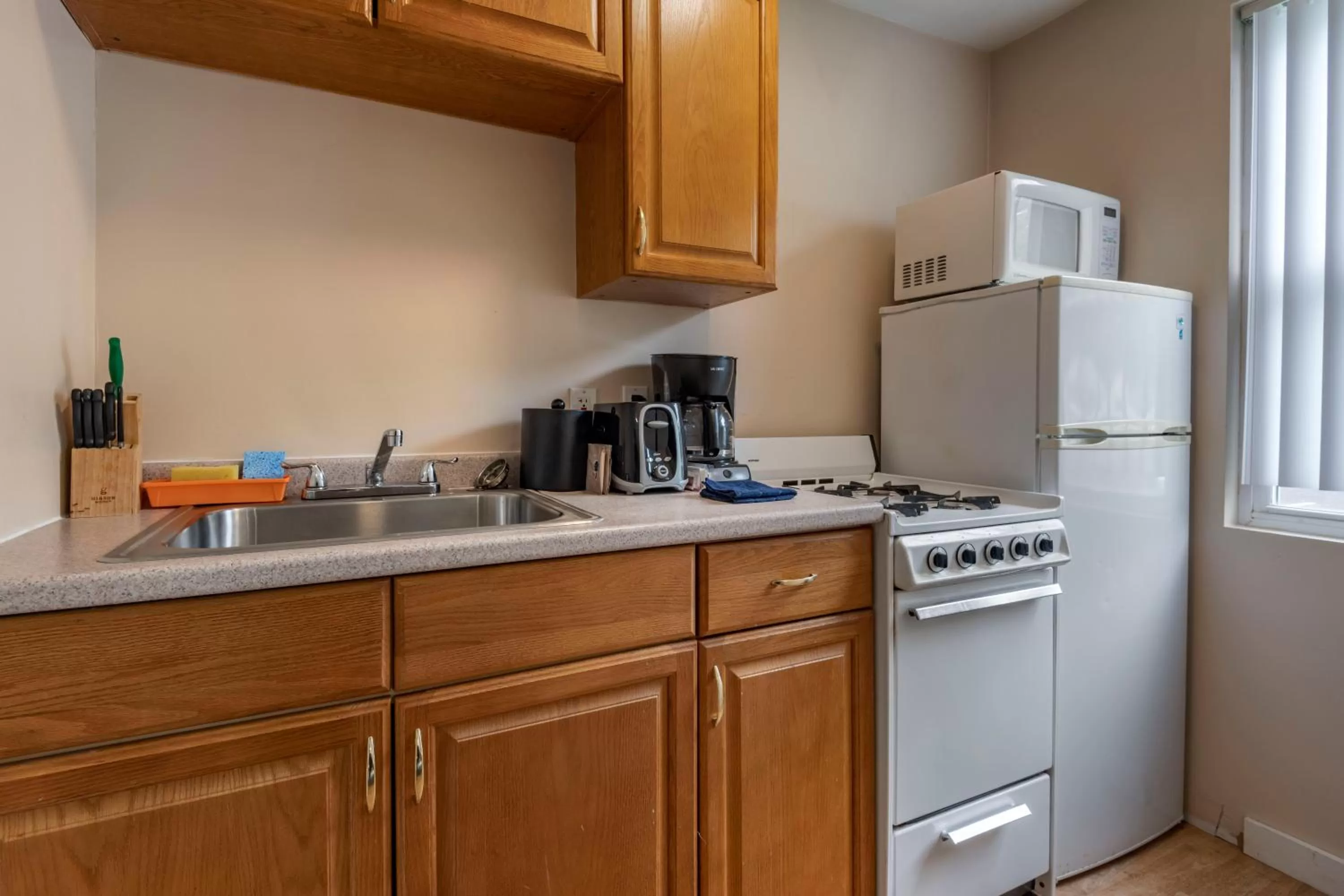 Kitchen or kitchenette in Anchor Inn and Cottages Wells-Ogunquit