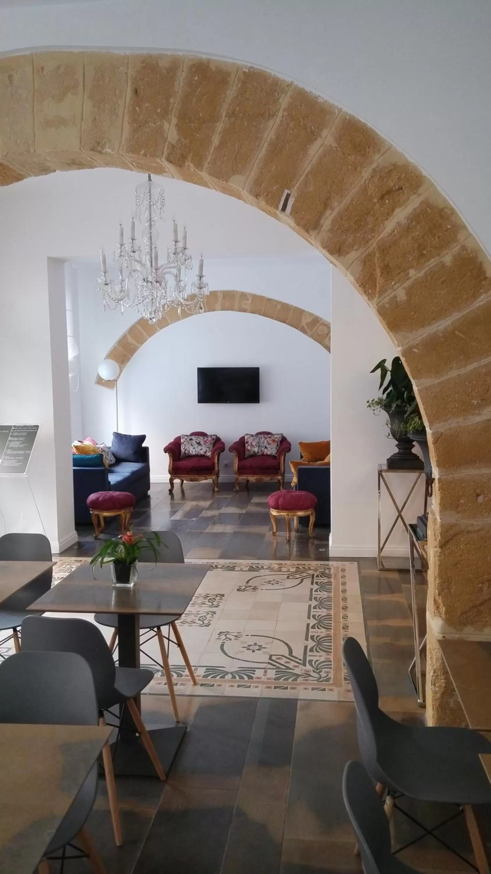 Restaurant/places to eat in Viacolvento